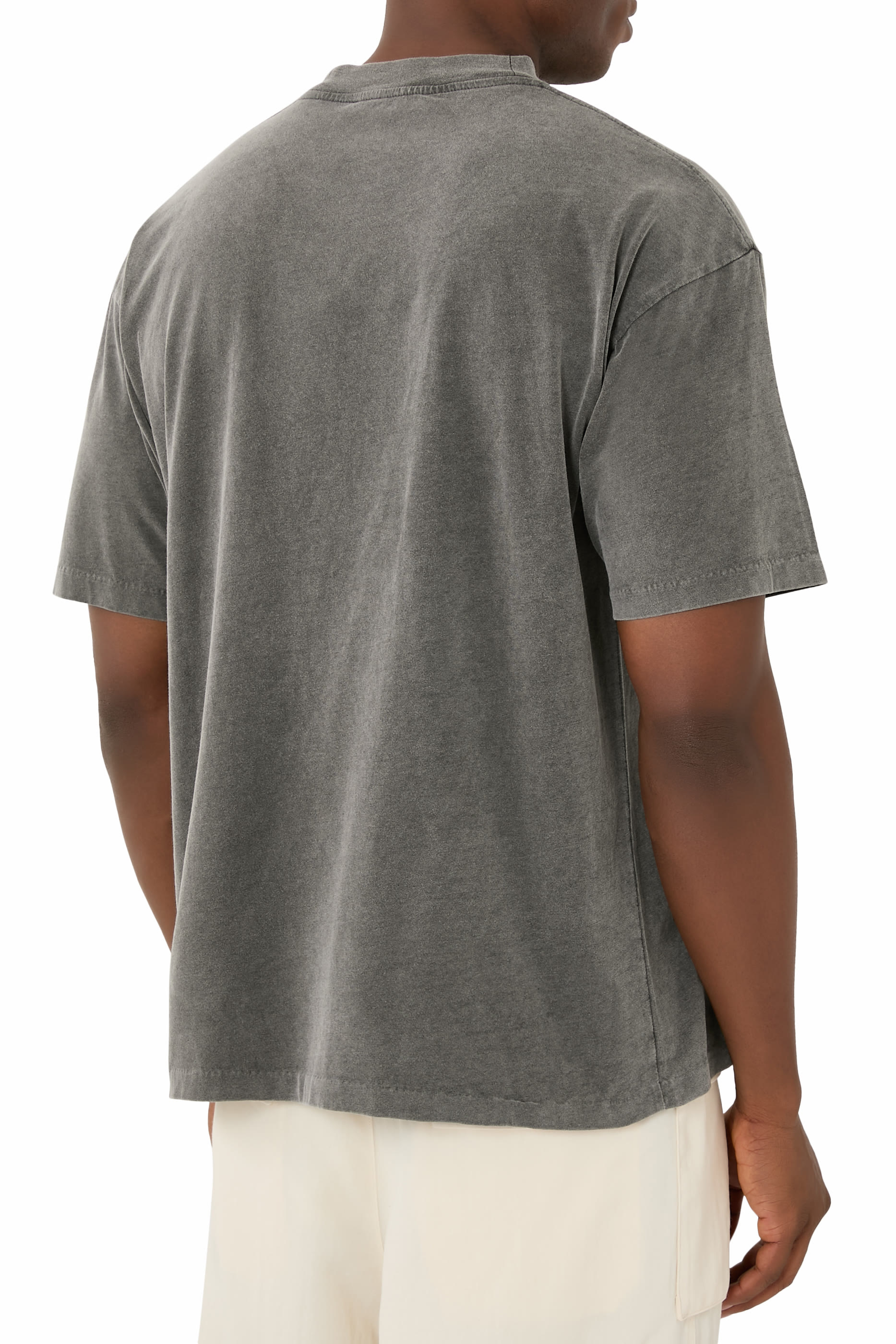 تيشيرت بنقشة شعار الماركة