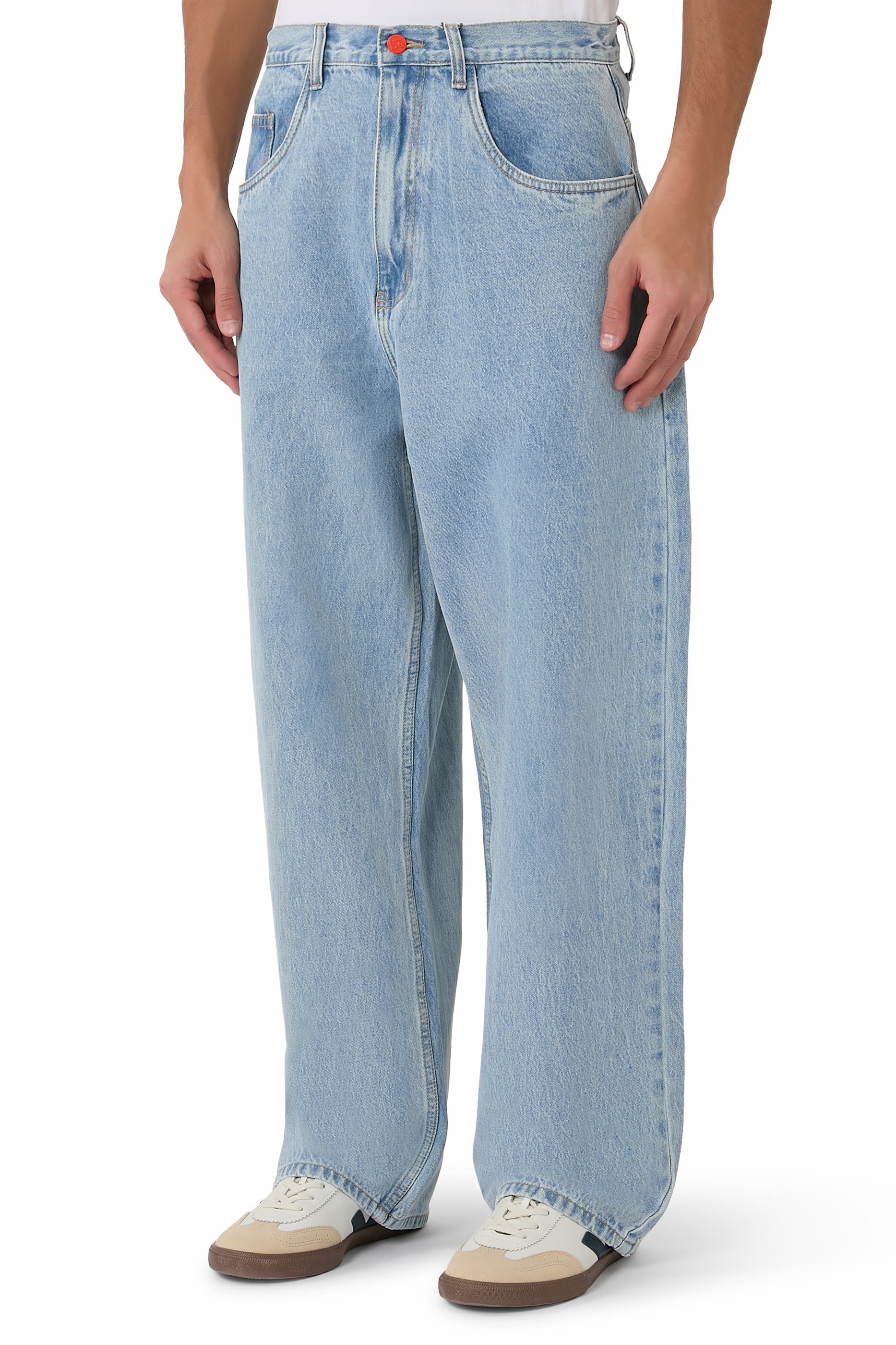 بنطال جينز ناينتيز بقصة واسعة للغاية