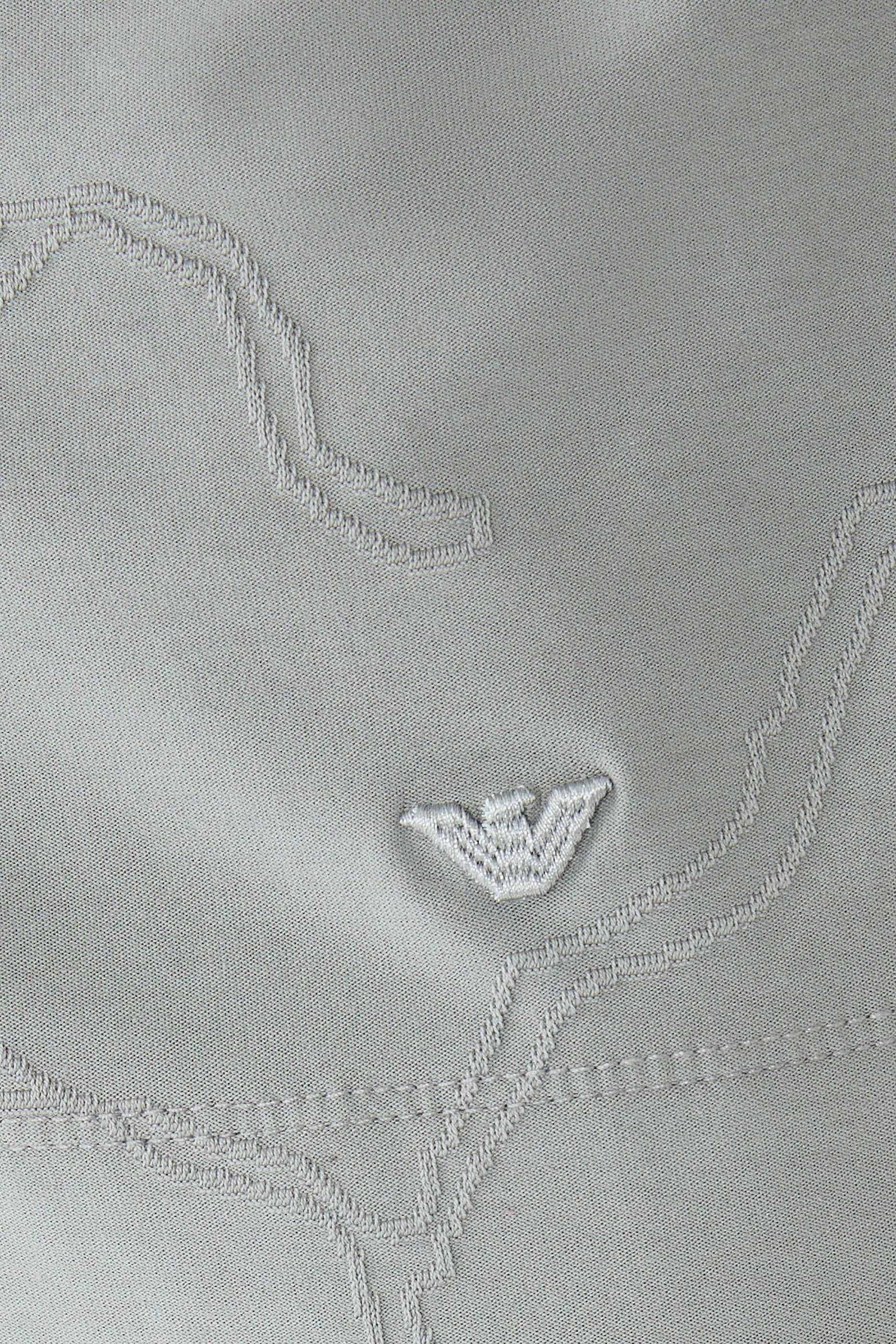 تيشيرت بتفاصيل شبكية حرير جيرسيه