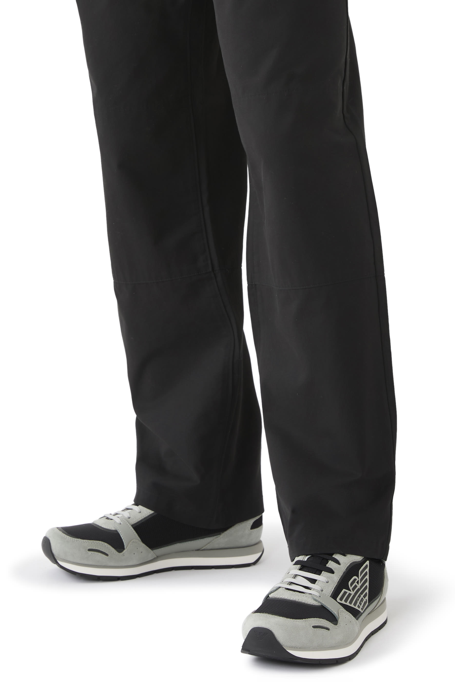 سنيكرز بأربطة