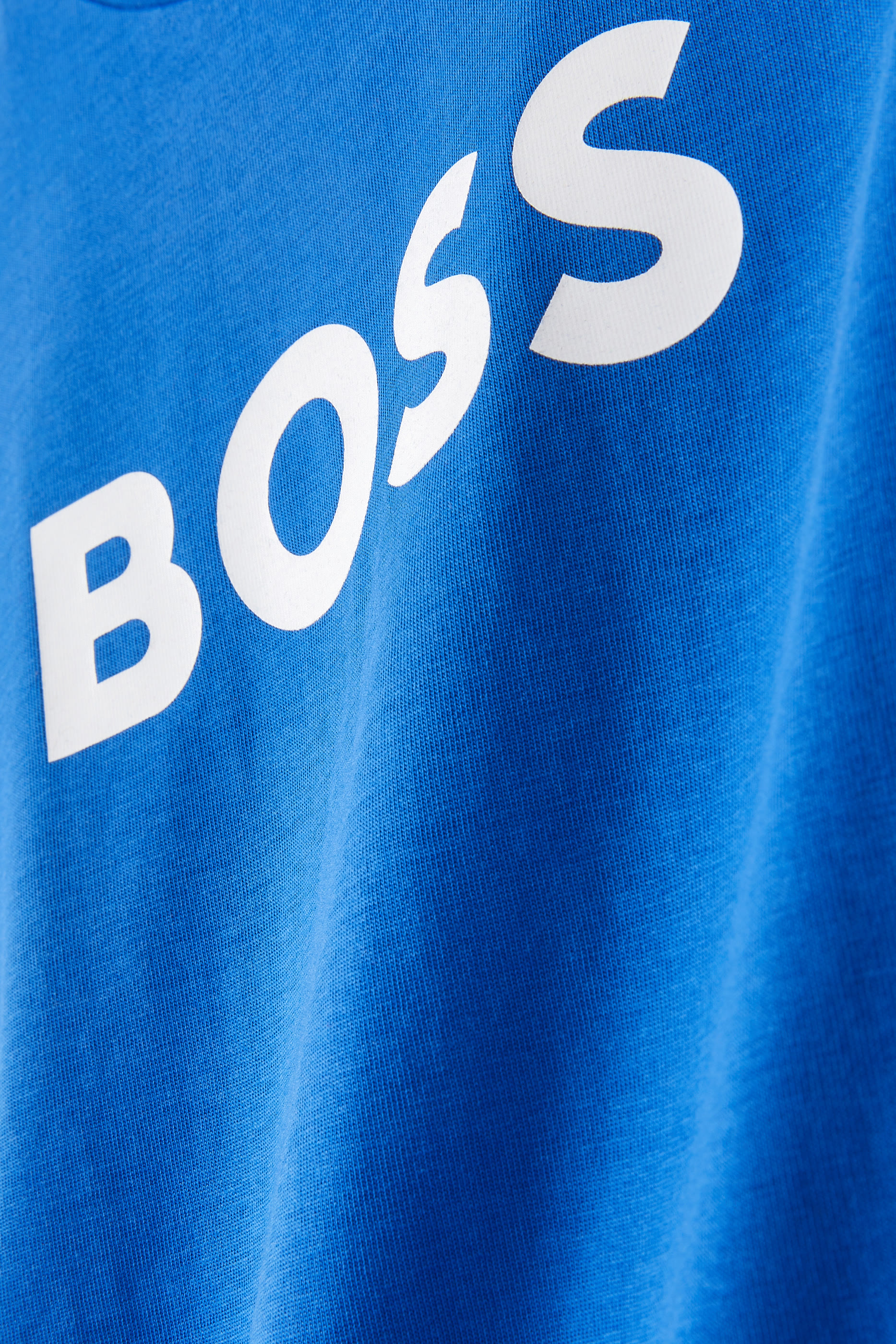 تيشيرت بشعار الماركة للأطفال