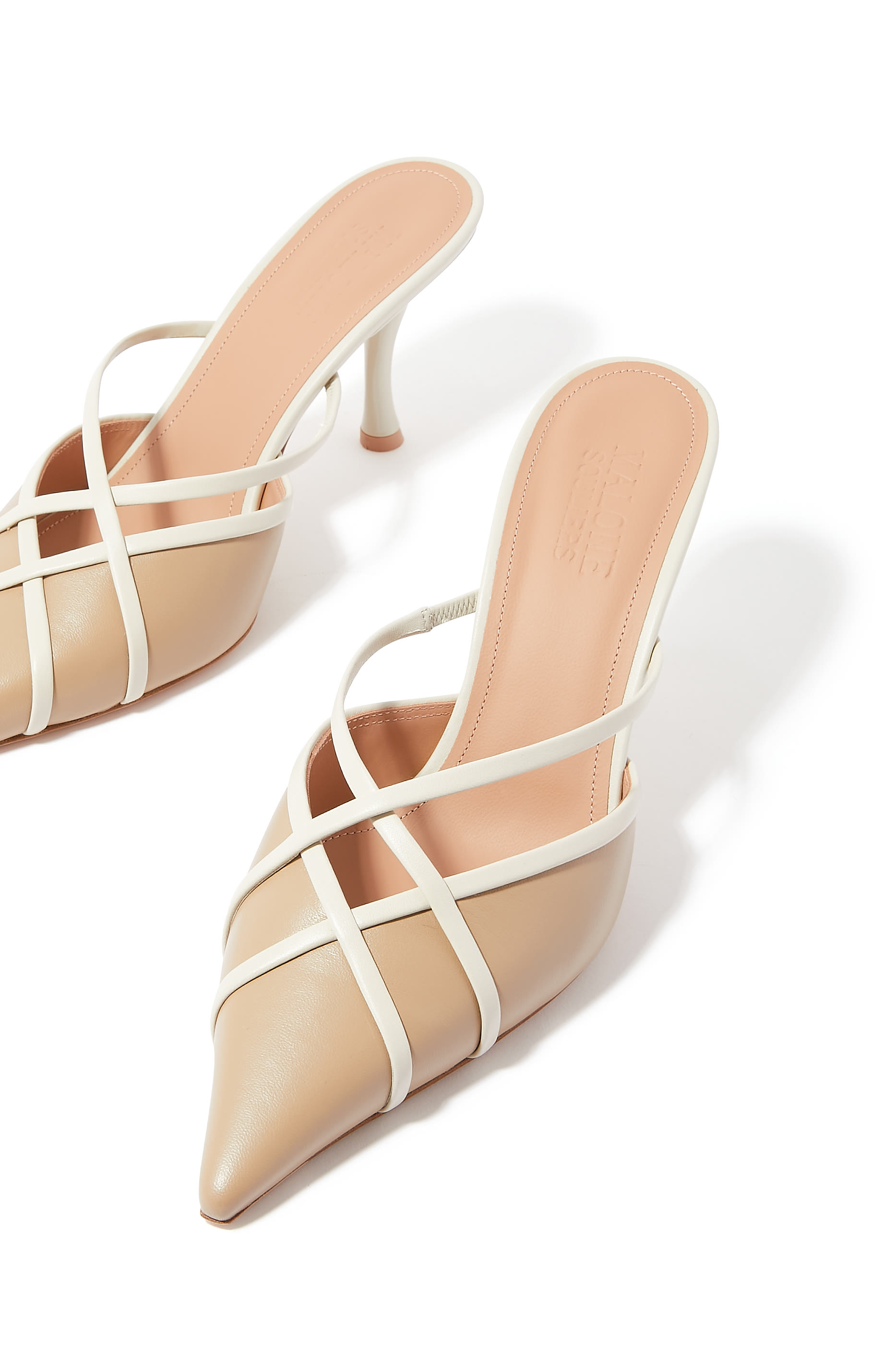 حذاء كلاسيكي فيرا 70 بسيور