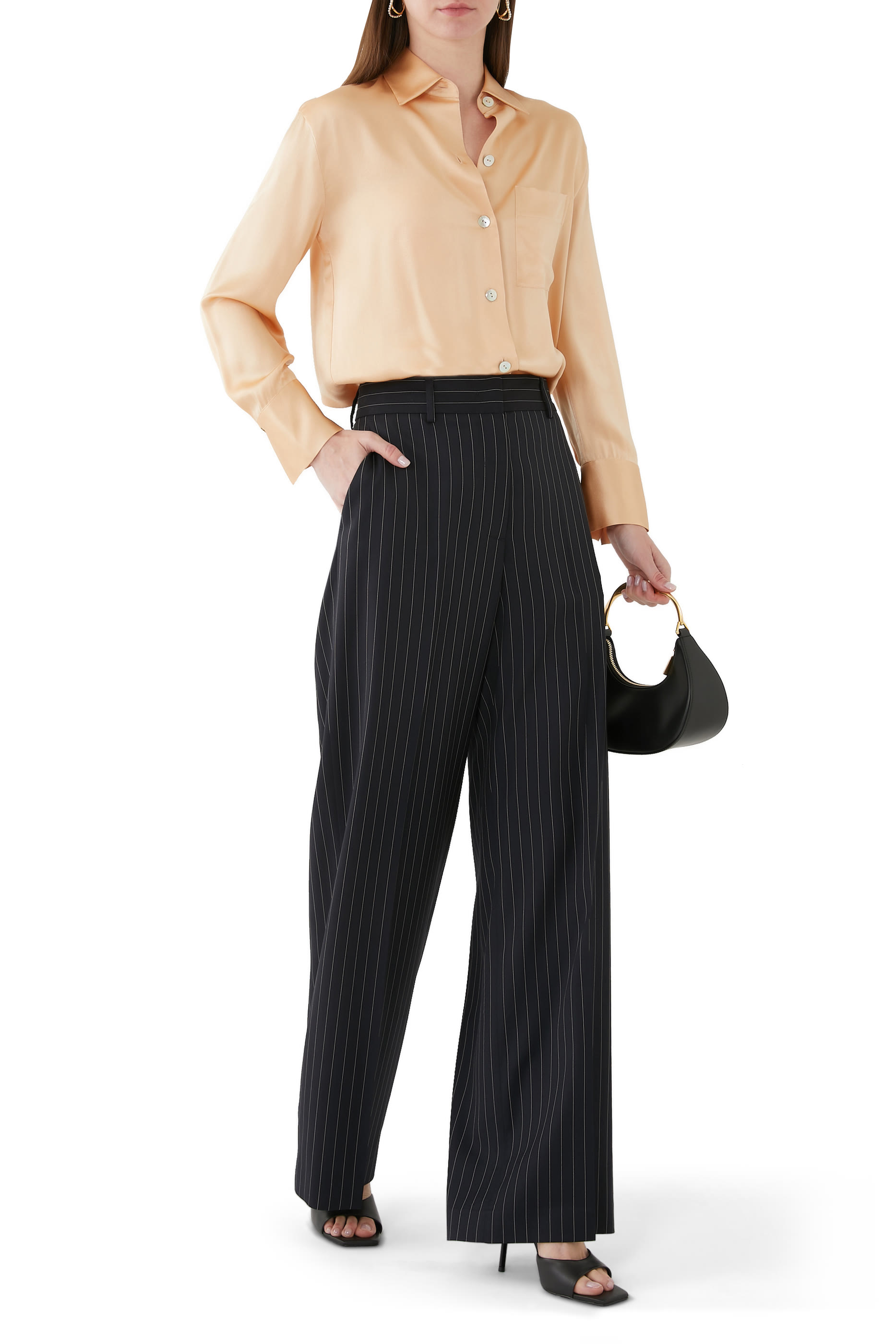 بلوزة بأكمام طويلة حرير