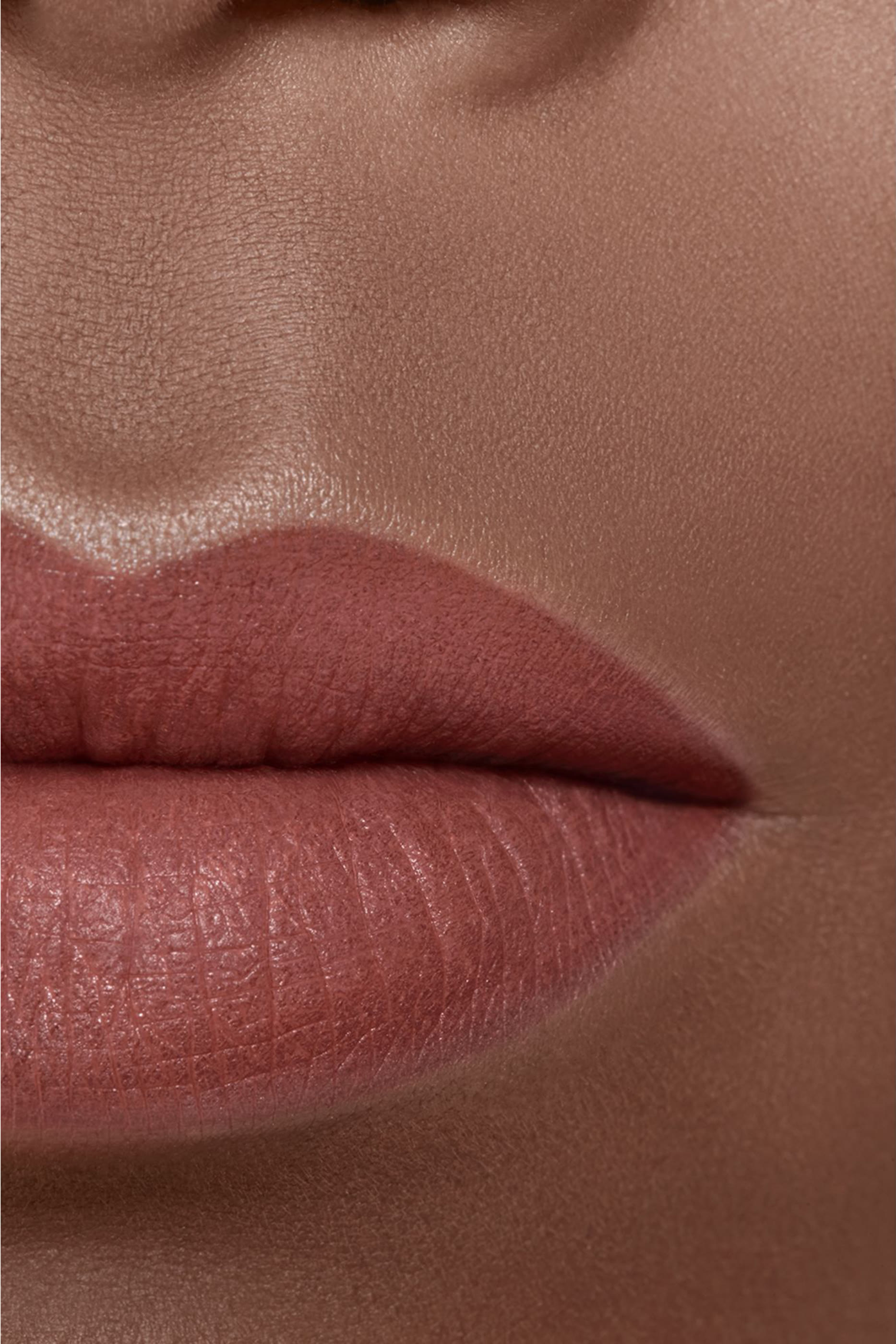 Rouge Allure Velvet Luminous Matte Lip Colour