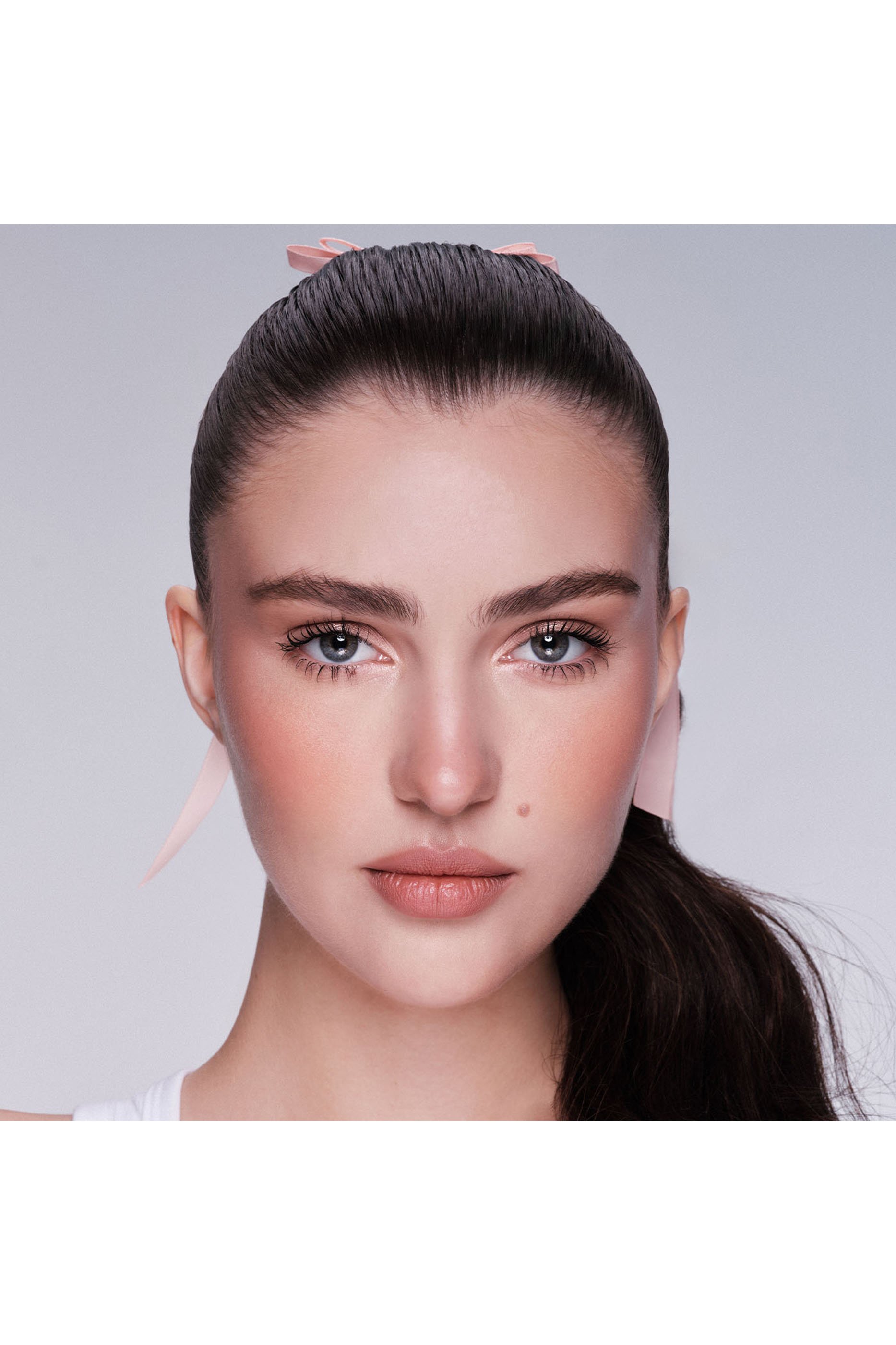 أحمر خدود بودرة سيلكي بلورينغ كشمير توتش