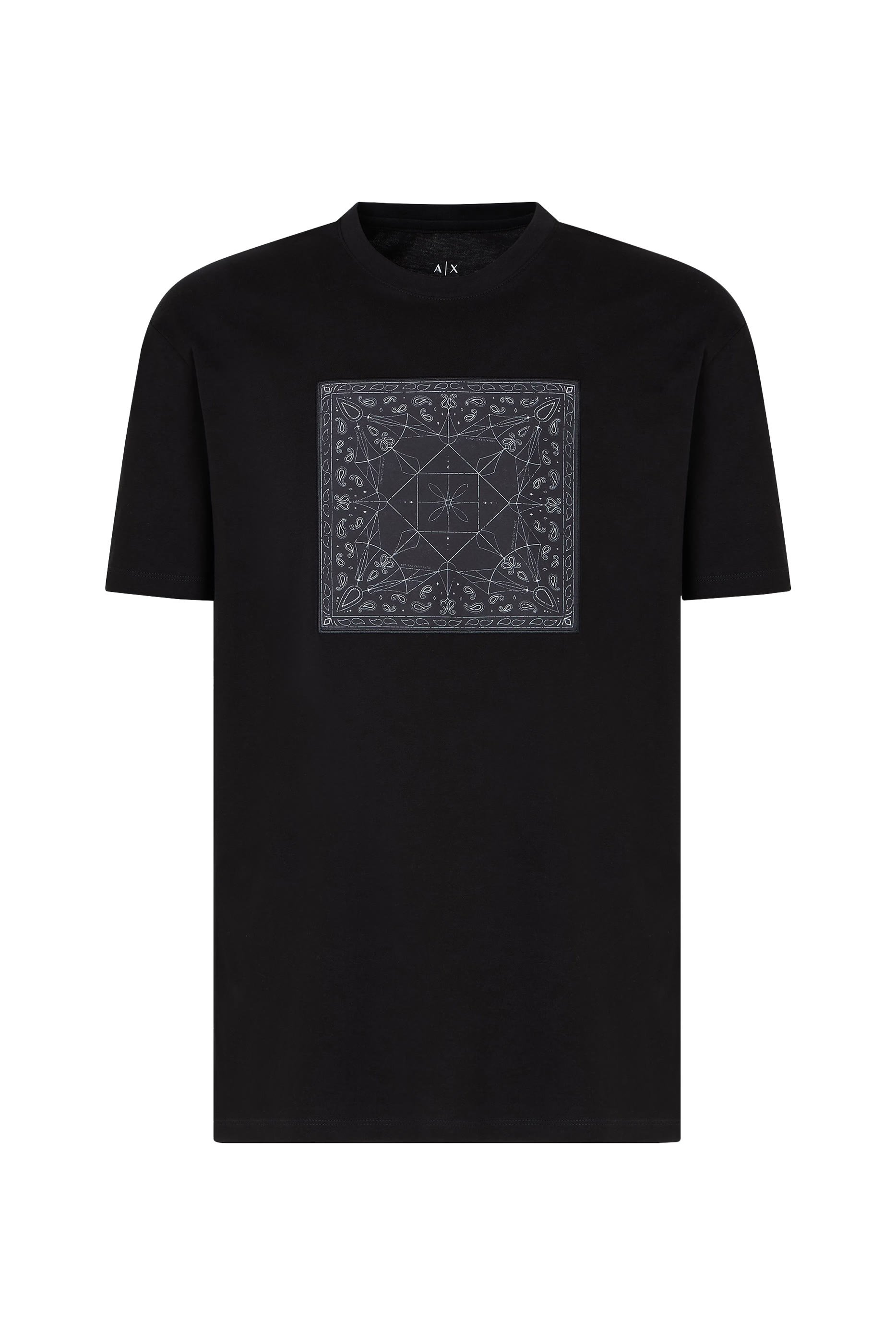 تيشيرت بطبعة كاليدوسكوب