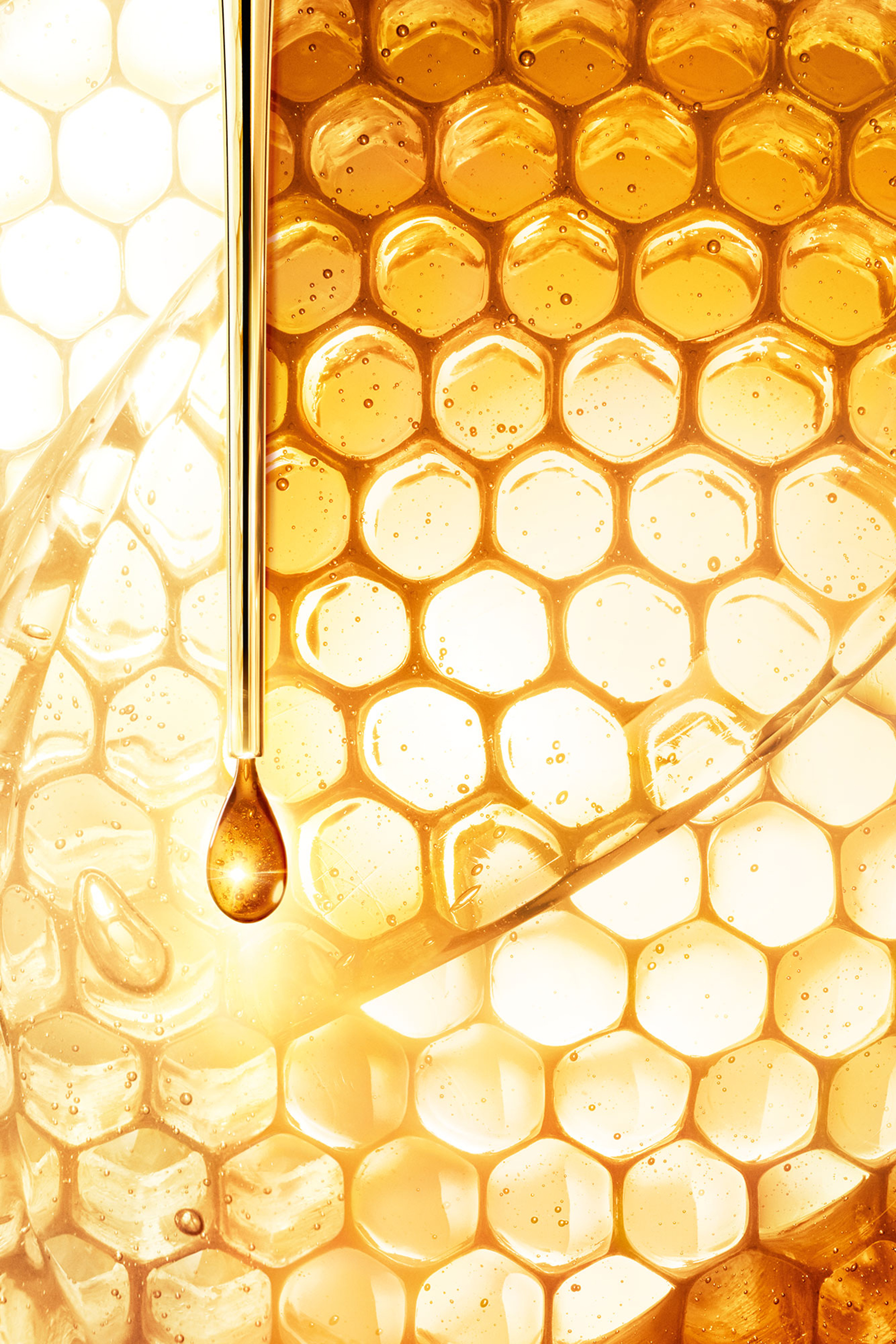 عبوة إعادة ملء كريم أباي رويال لإصلاح وتفتيح البشرة