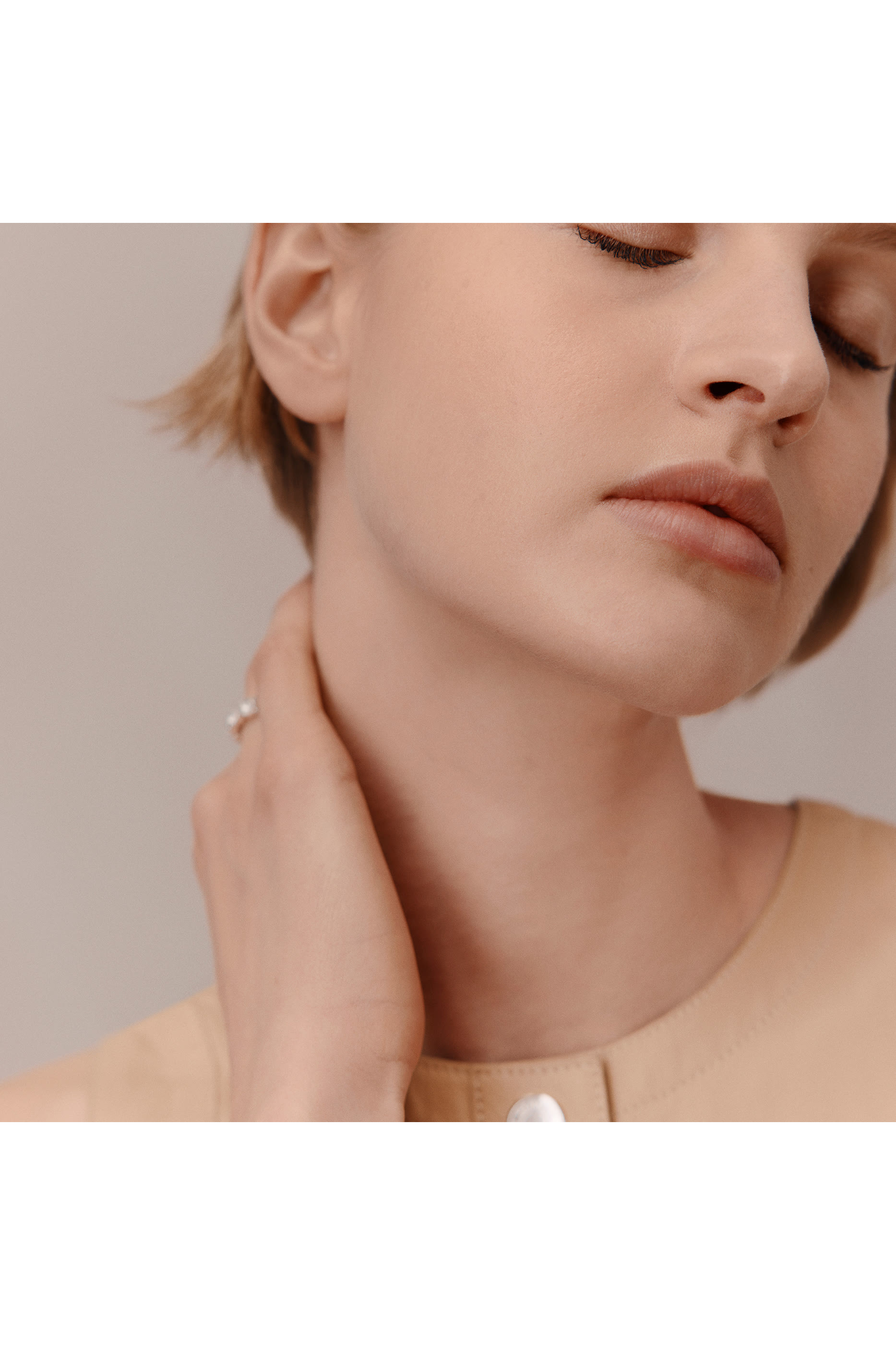 كريم اساس علاجي Plein Air, Luminous Matte 