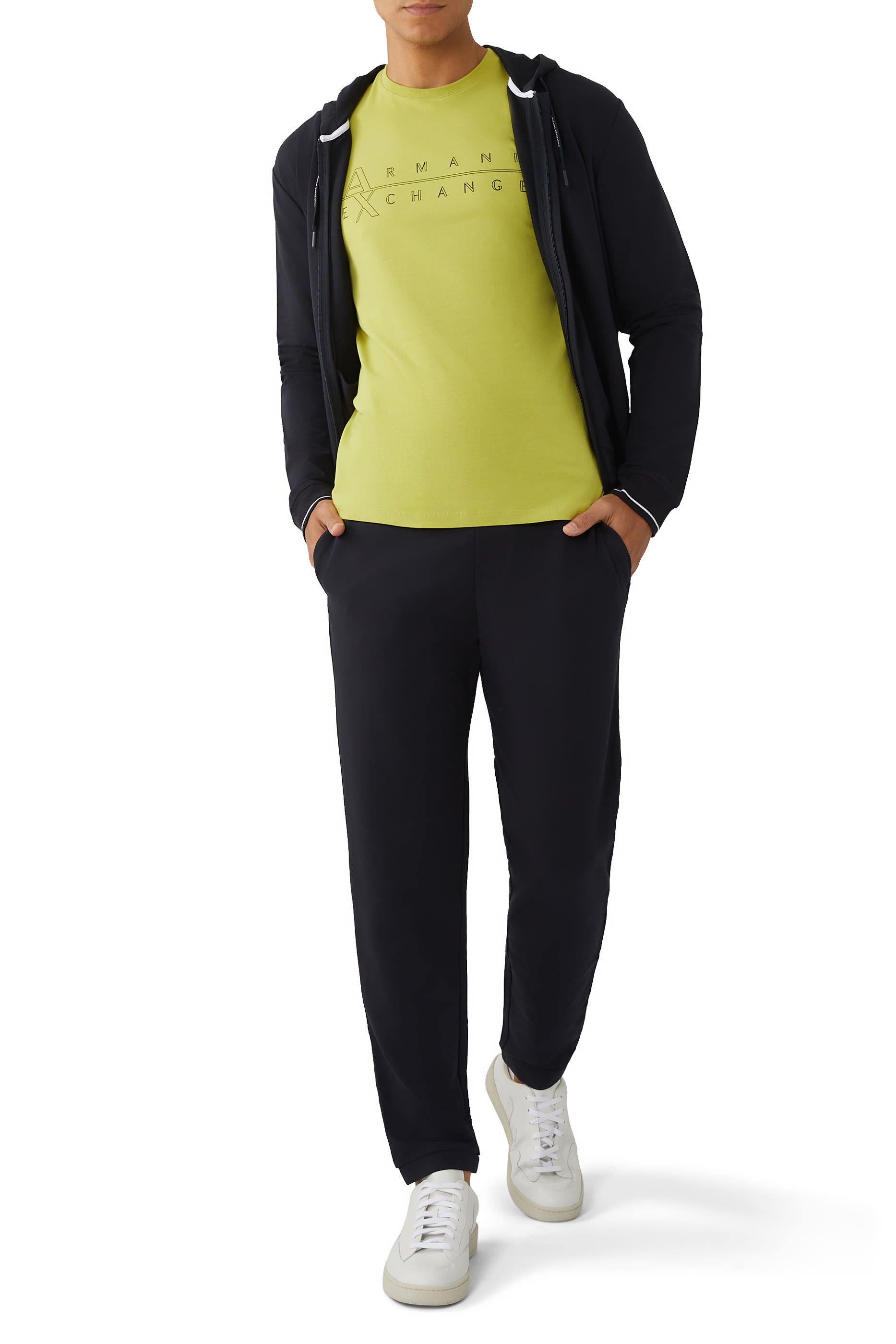 هودي بسحاب وطبعة شعار الماركة