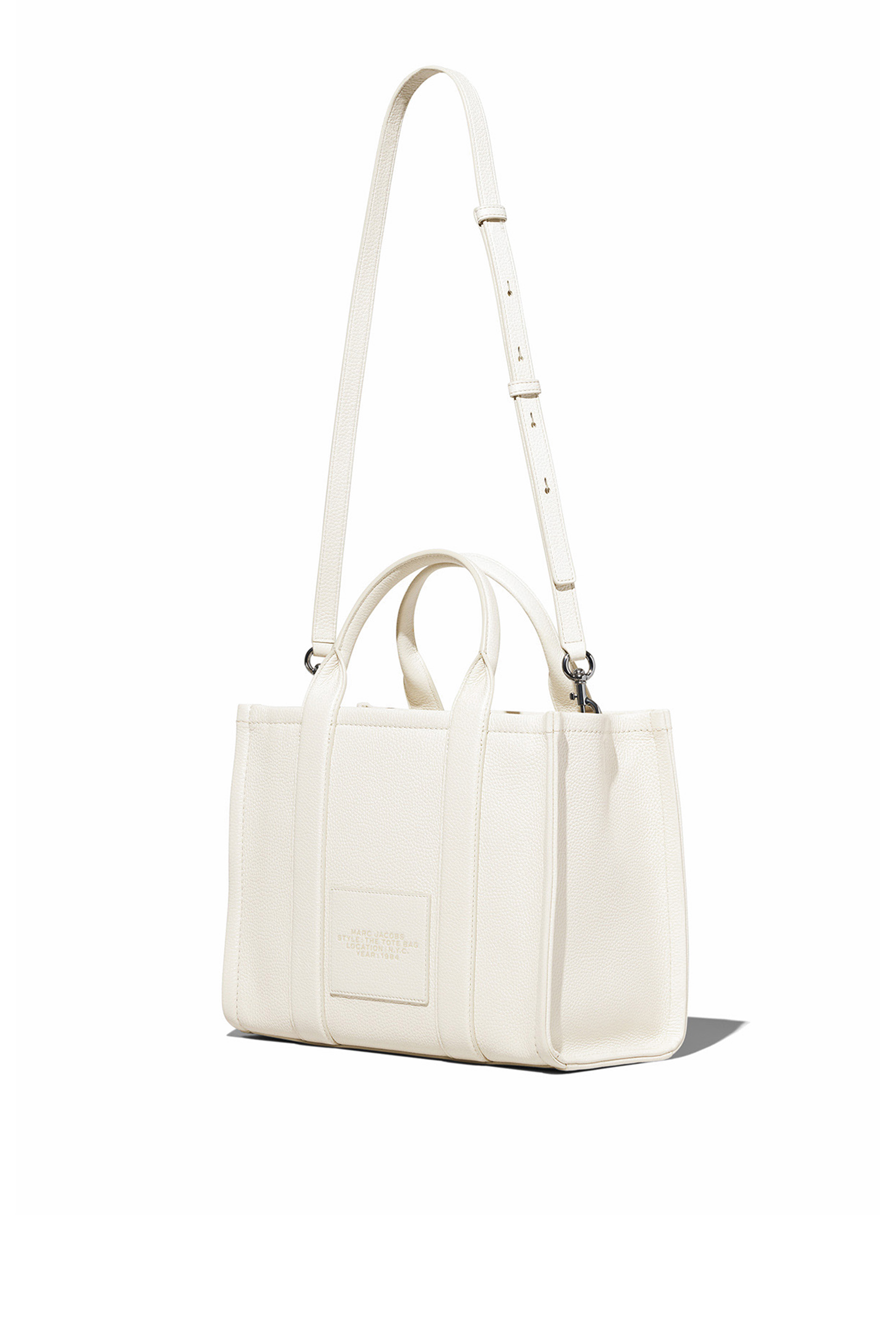 حقيبة يد جلد متوسطة الحجم