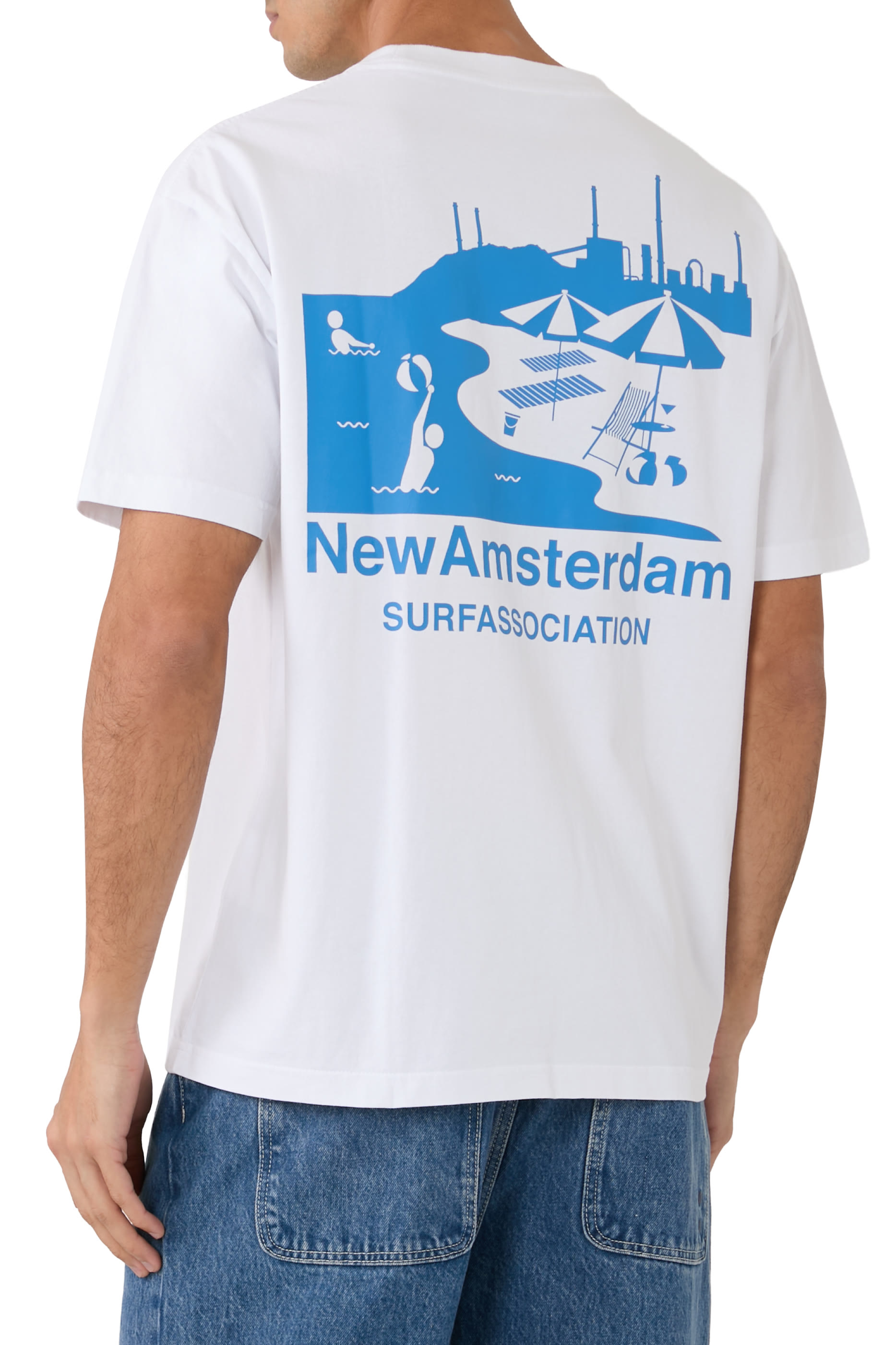 تيشيرت بطبعة شاطئ