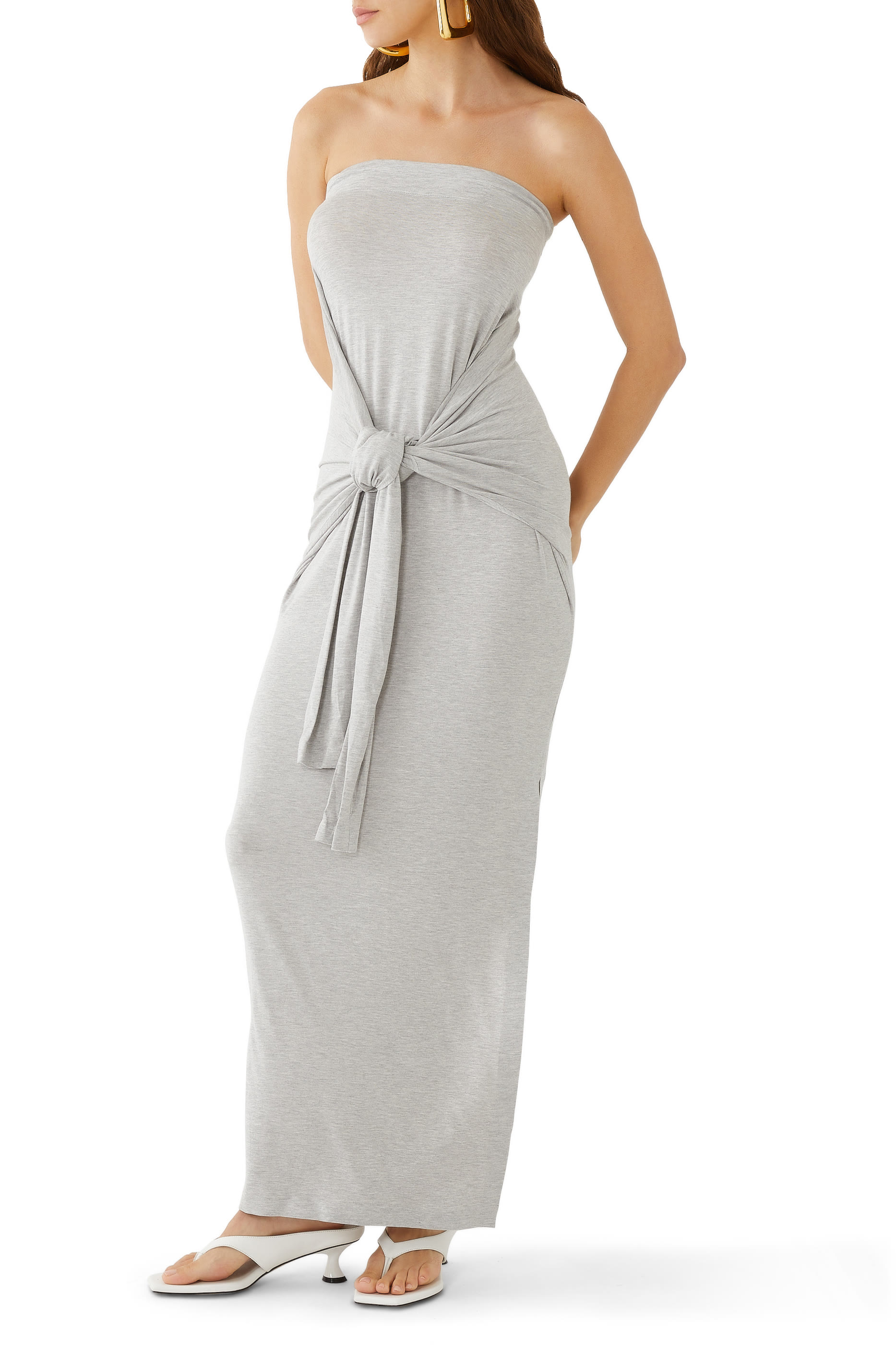 فستان سهرة اول ان وان بلا حمالات بفتحة جانبية