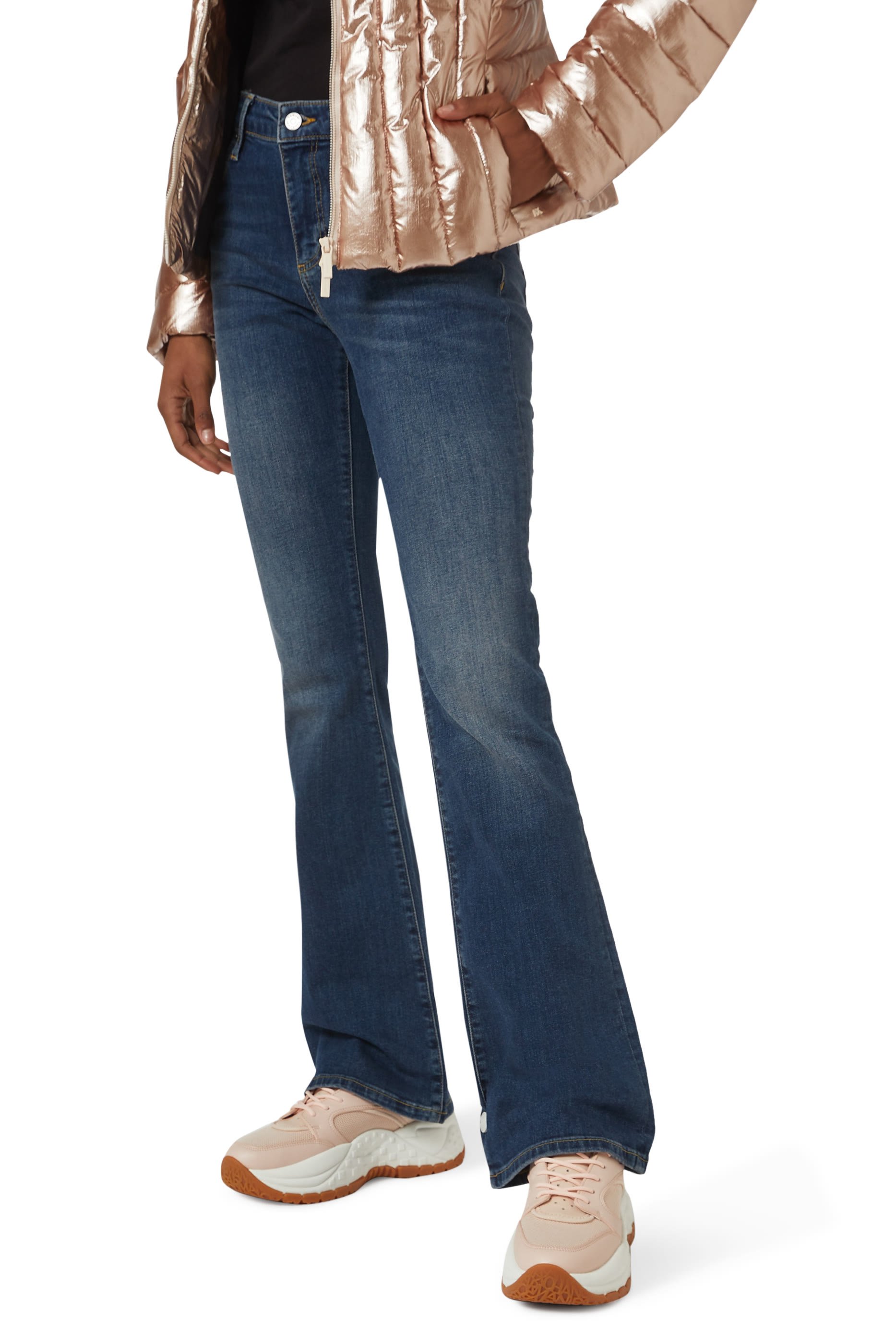 سنيكرز بشعار الماركة قماش معالج