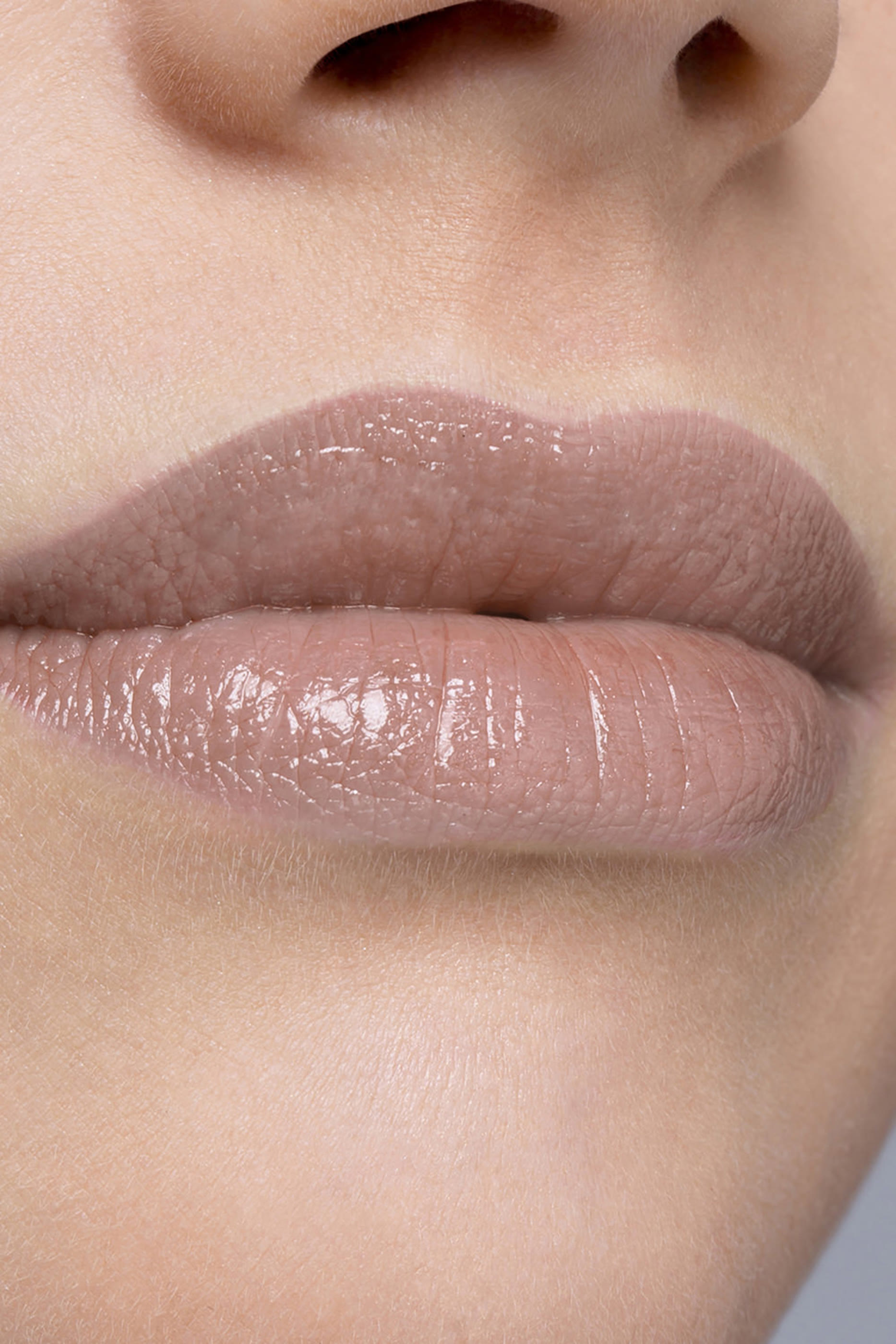 مرطب فيتو ليب تويست