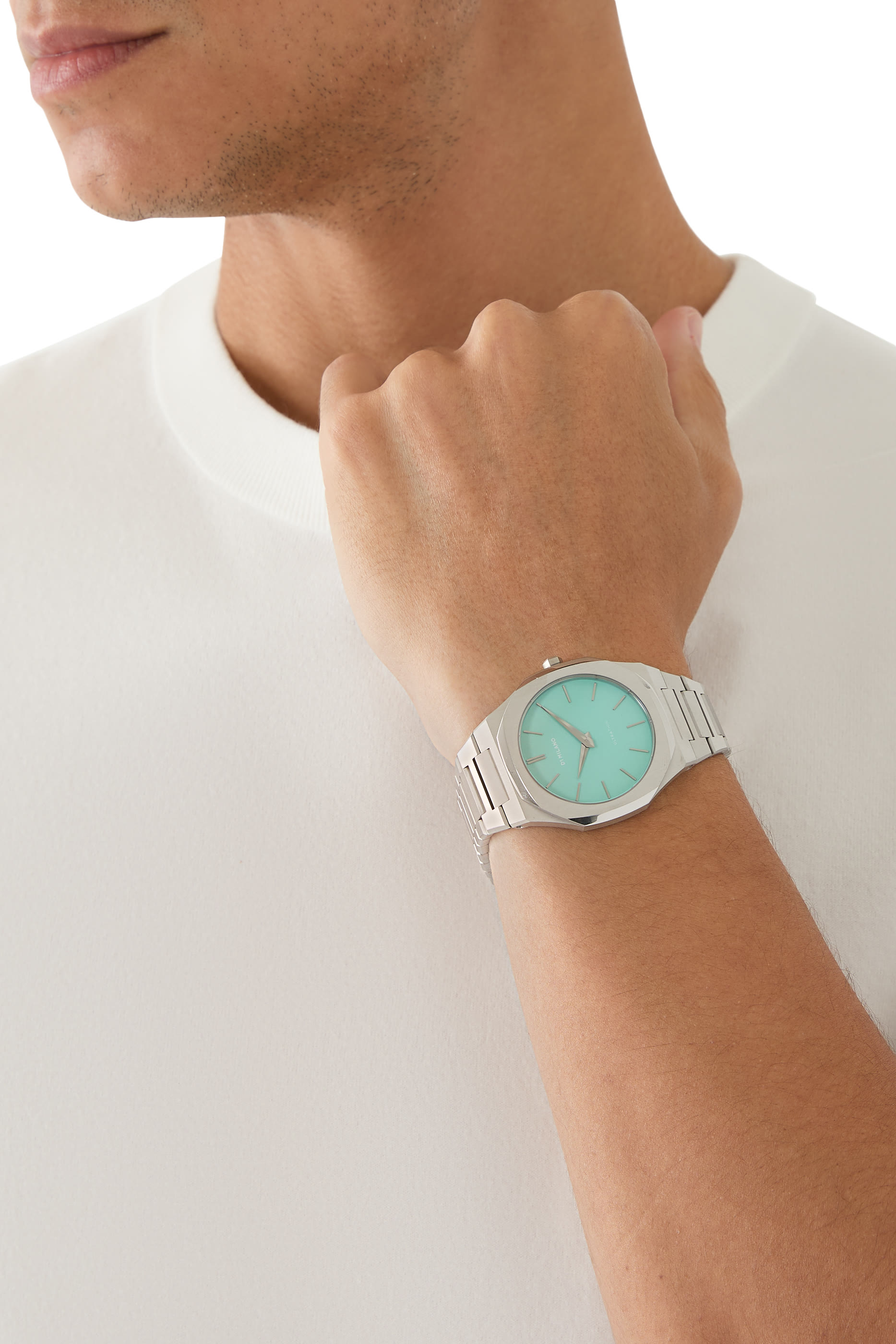 ساعة كرومو سينك بتصميم رفيع للغاية