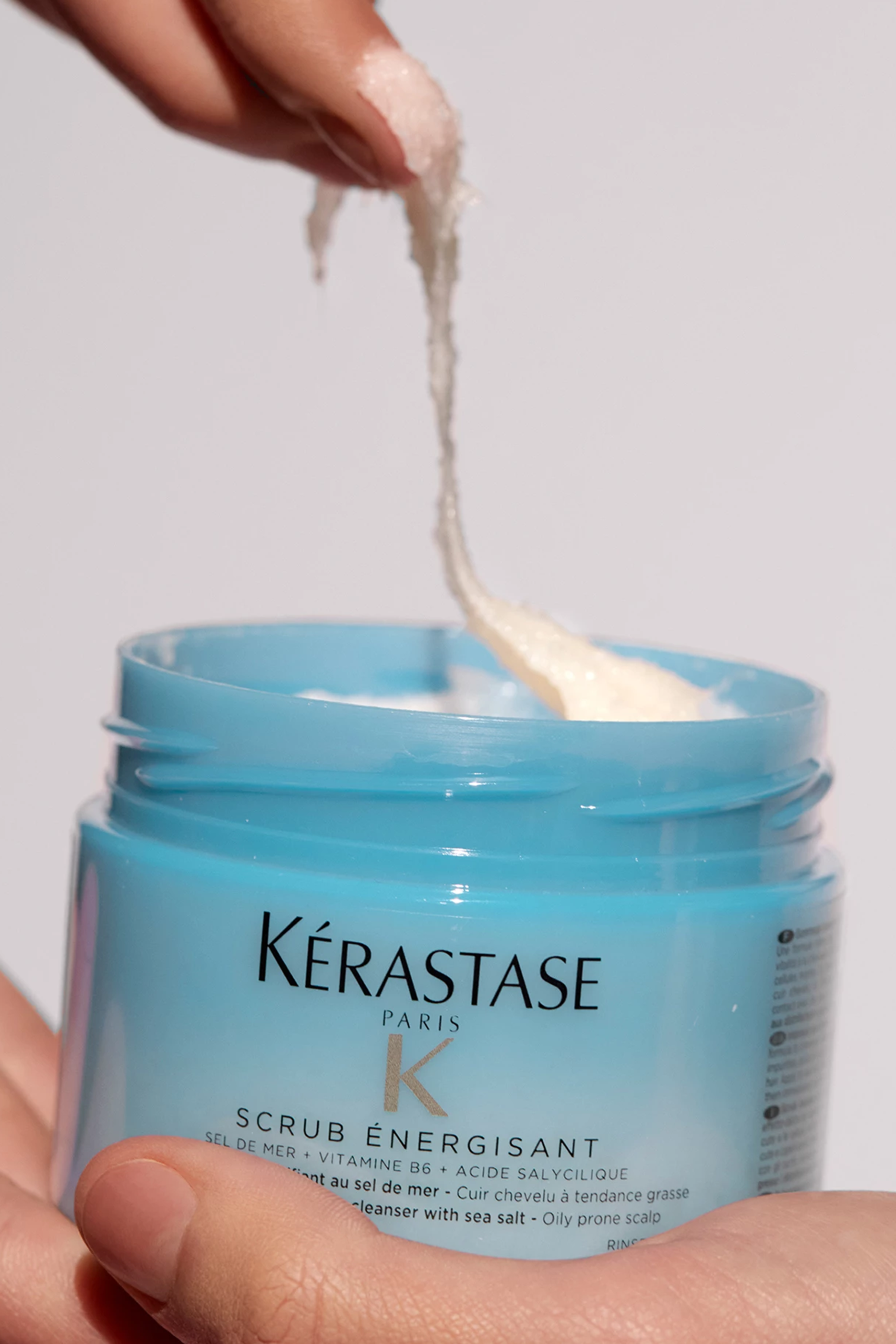 مقشر فوسيو انرجيسانت لتنقية فروة الرأس