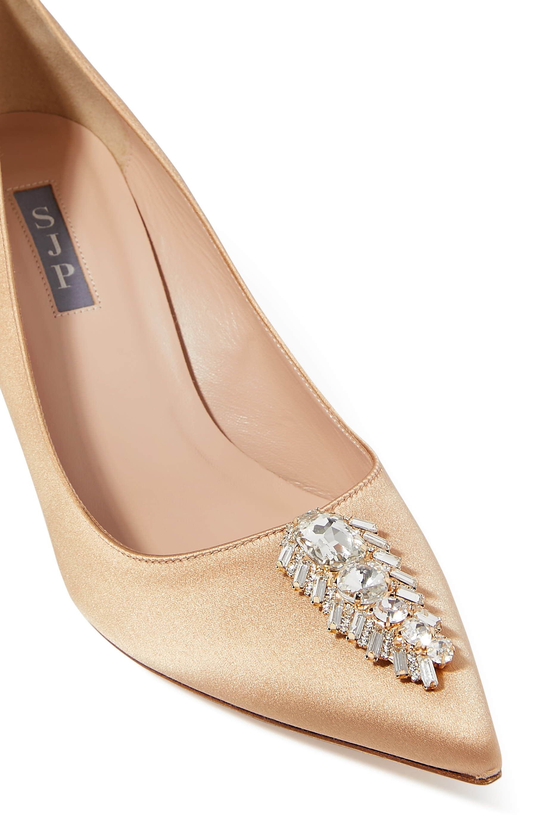 حذاء كلاسيكي تيمبست 70 بروش مرصع بالكريستال