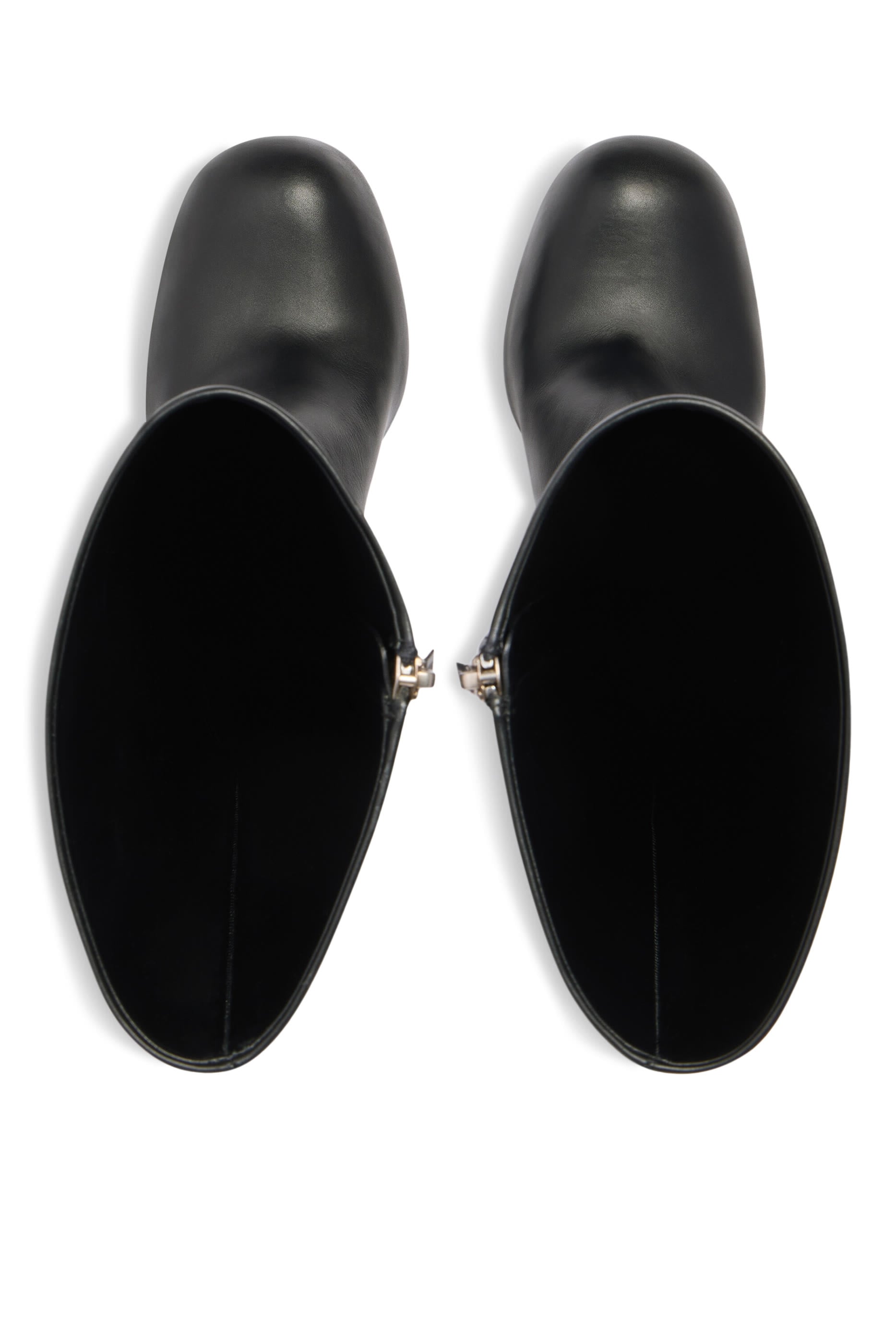 حذاء بوت فارغو 100