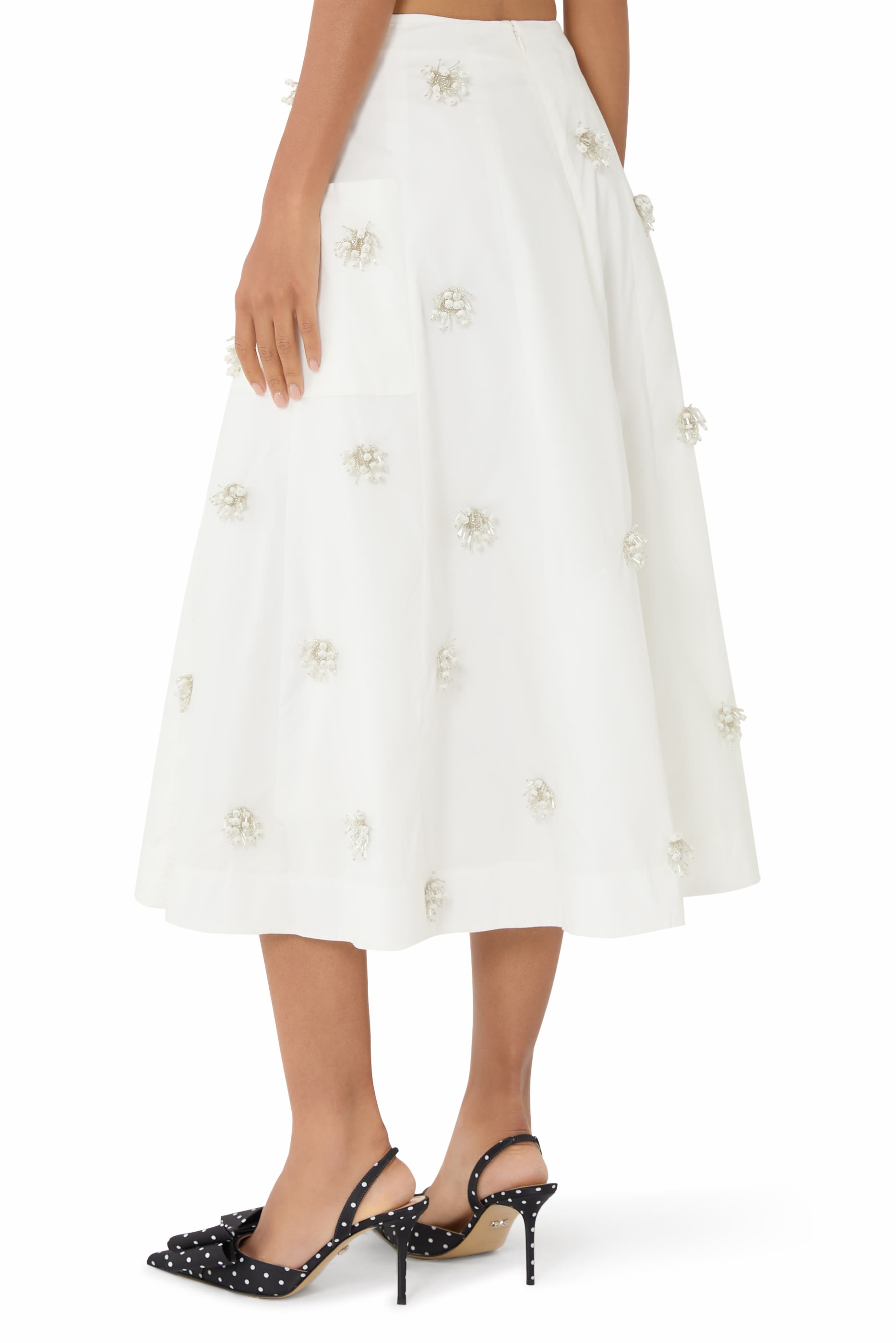 تنورة نوفانا مزينة متوسطة الطول