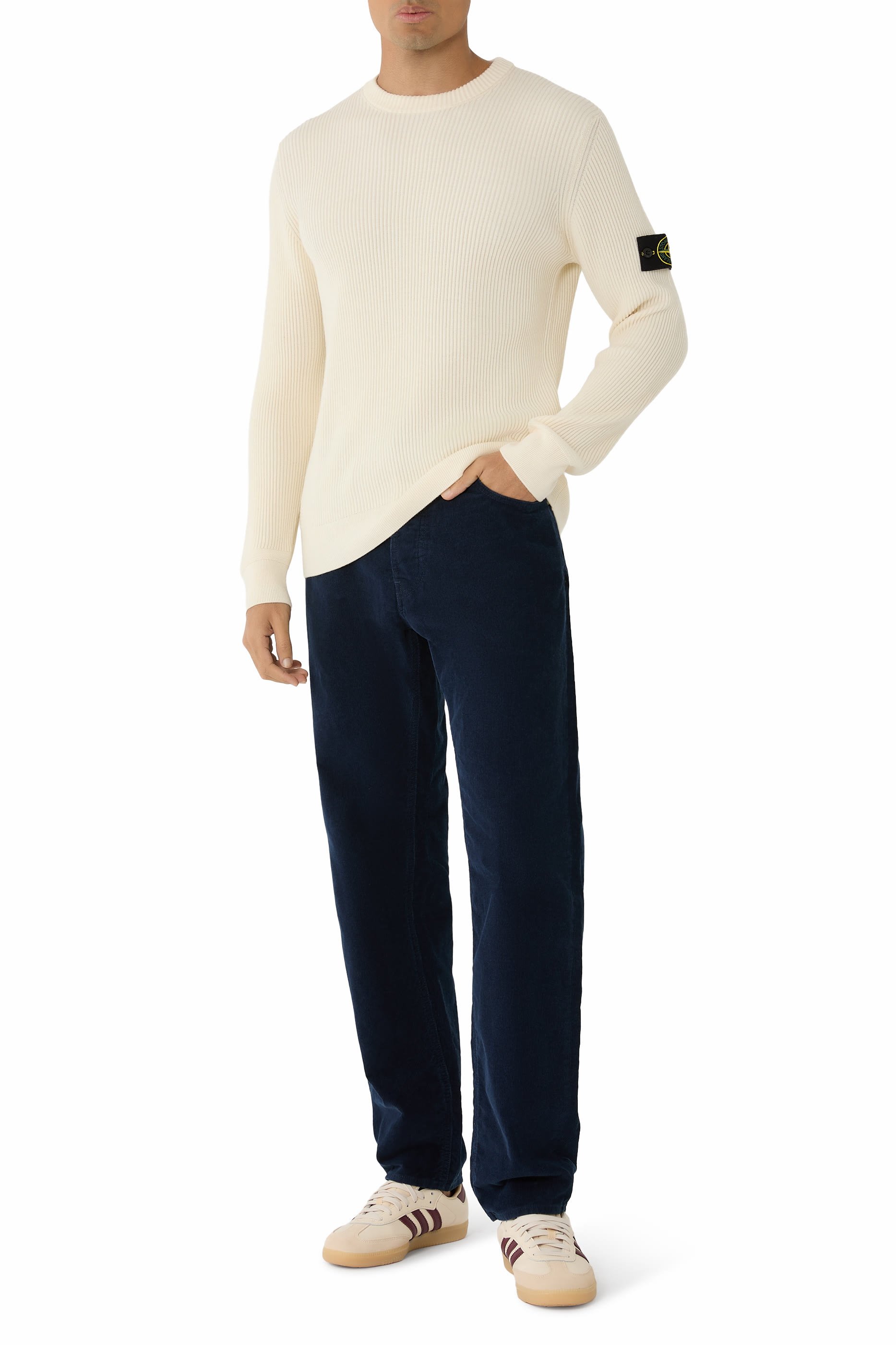 بنطال جينز بقصة مستقيمة دنيم