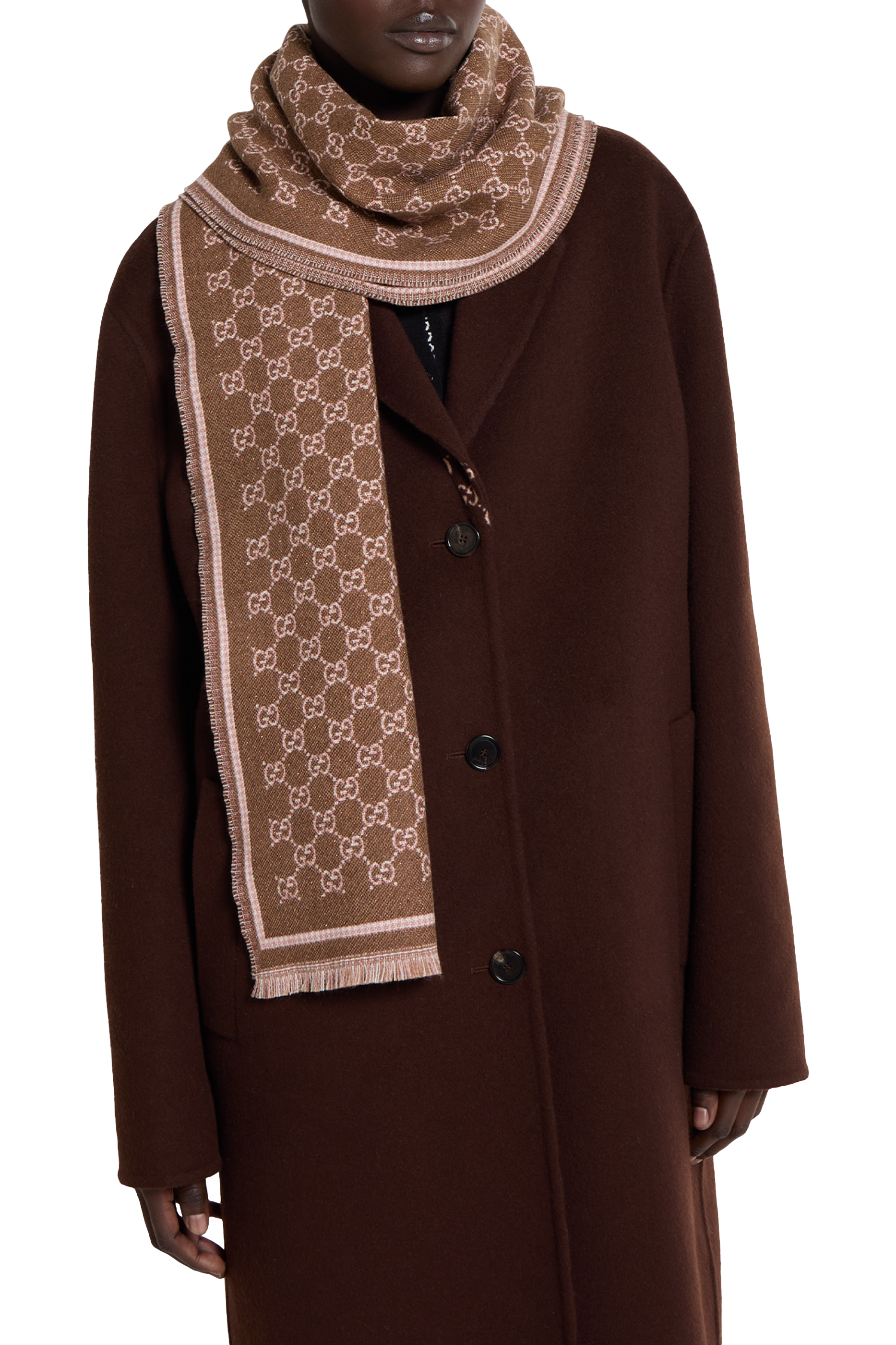 وشاح مزين بشعار الماركة صوف