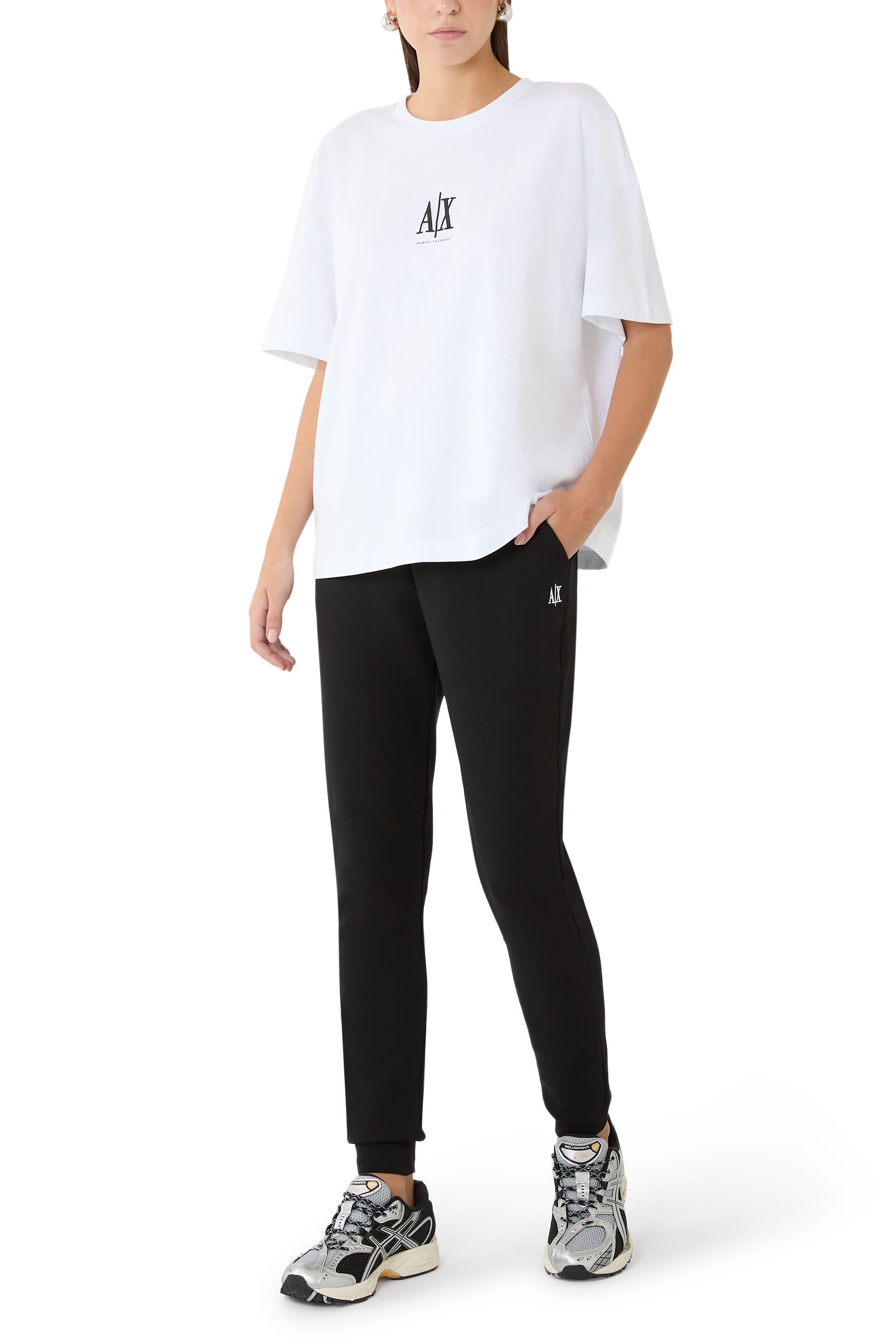 تيشيرت بشعار الماركة