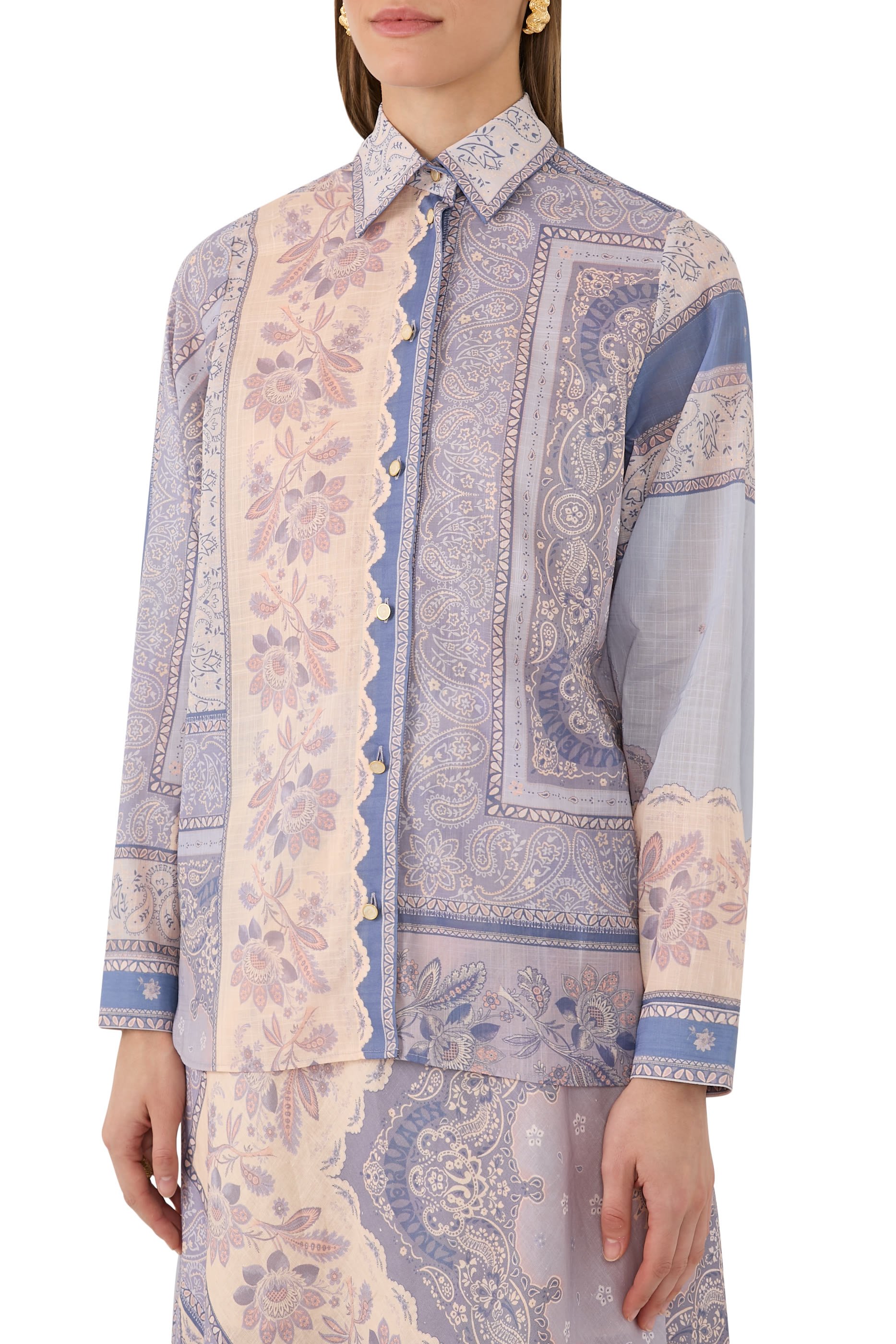 قميص لاكي بقصة مريحة