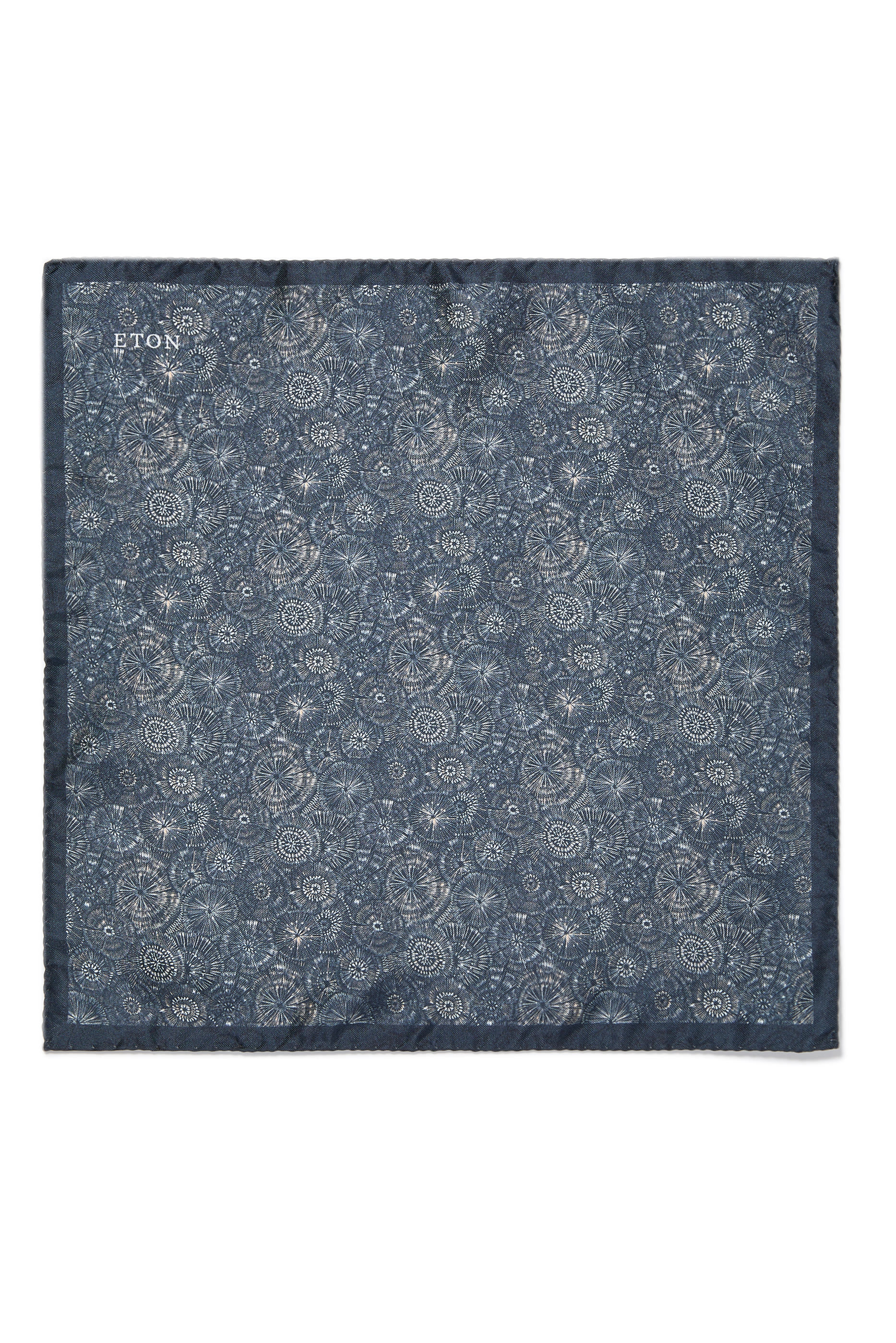 منديل جيب مزين بنقشة حرير