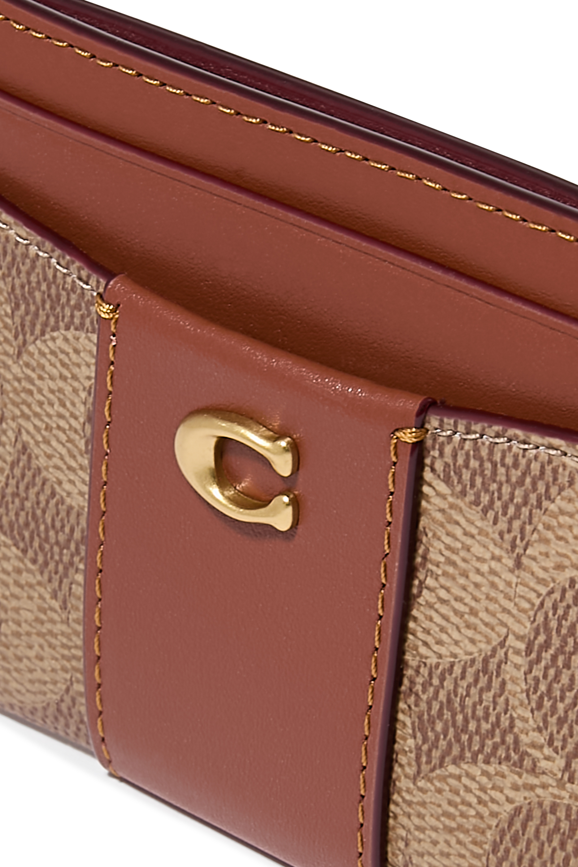 حافظة بطاقات ايسنشال