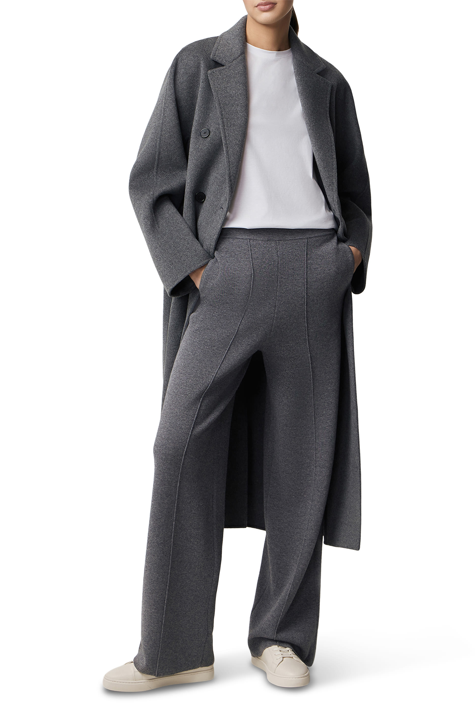 تيشيرت بقصة مريحة