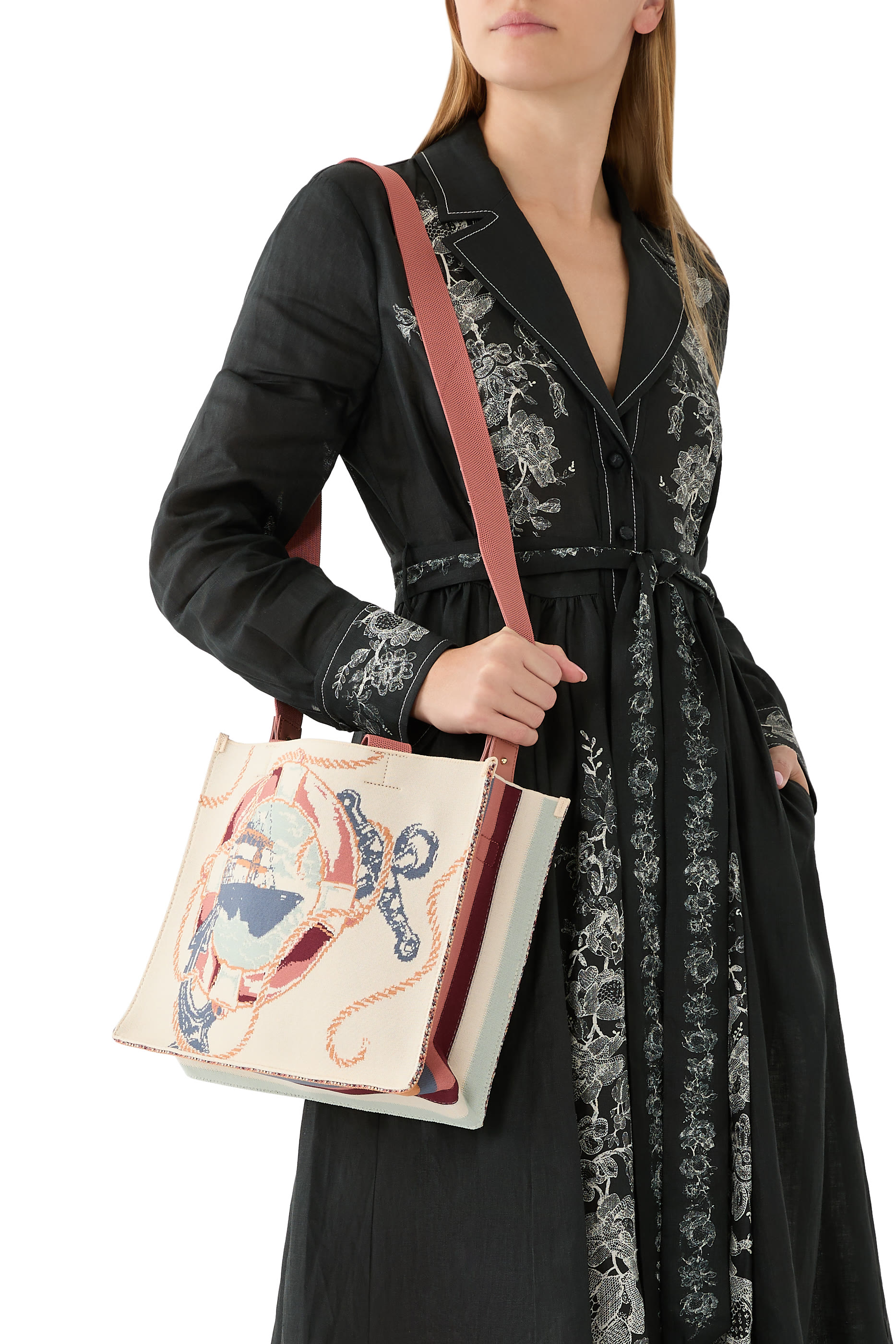 حقيبة يد متوسطة جاكار