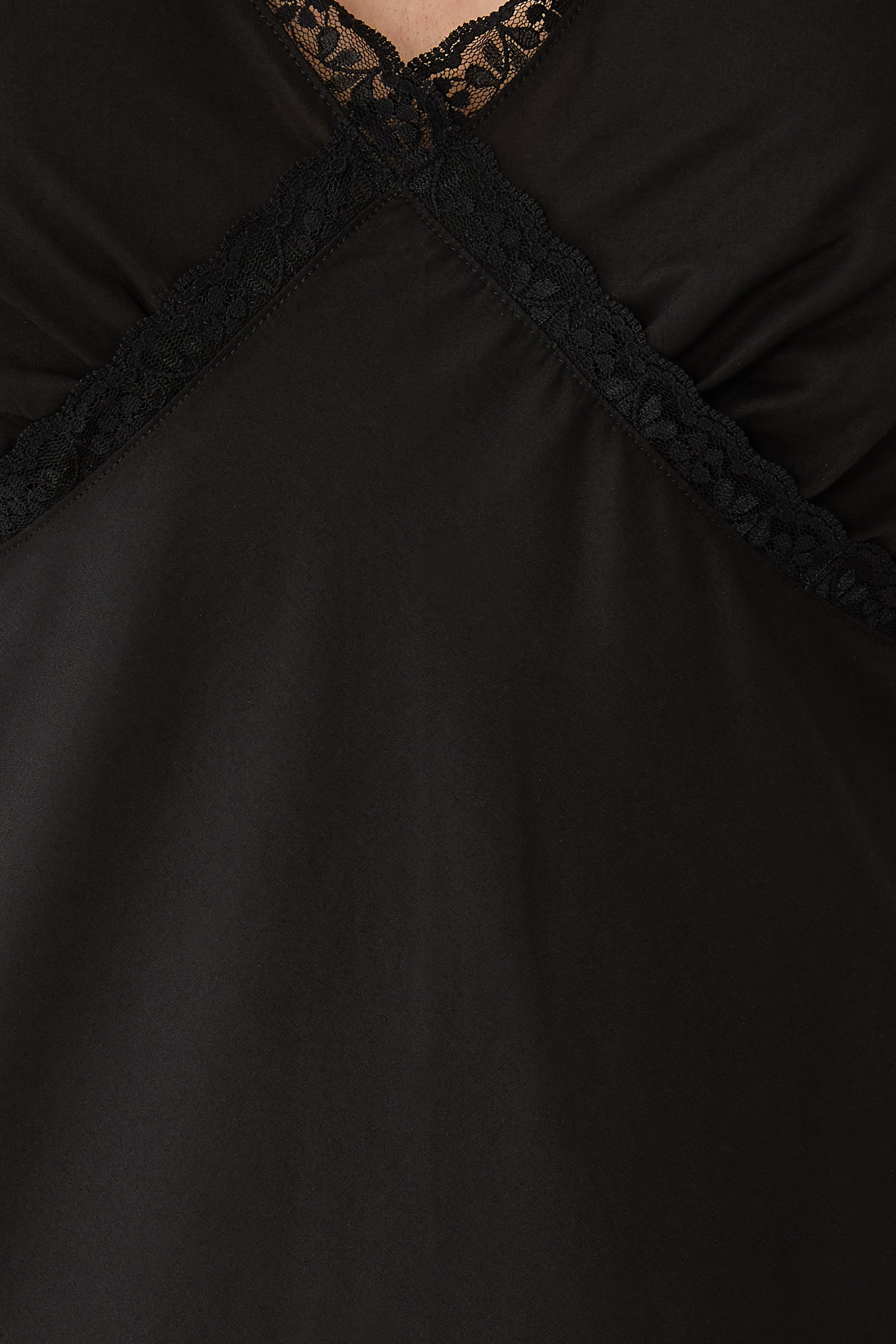 فستان إريس سهل الارتداء 