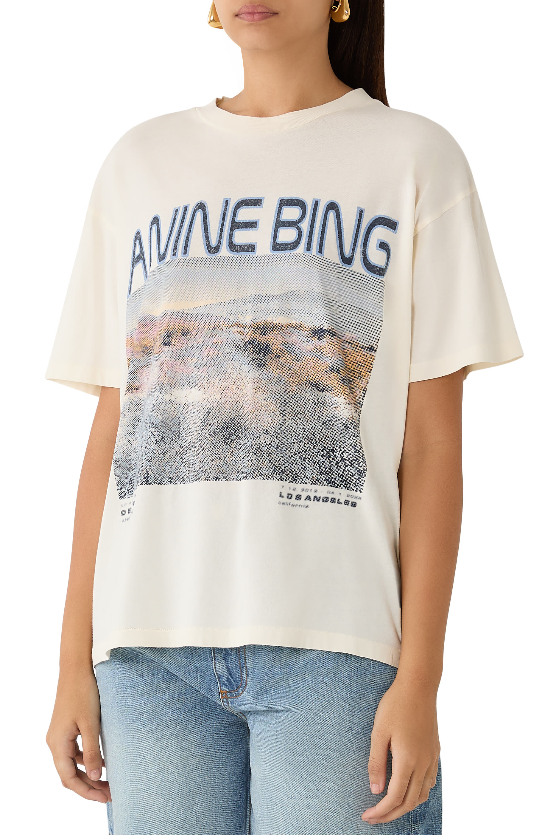 تيشيرت كاد بنقشة زهور برية 