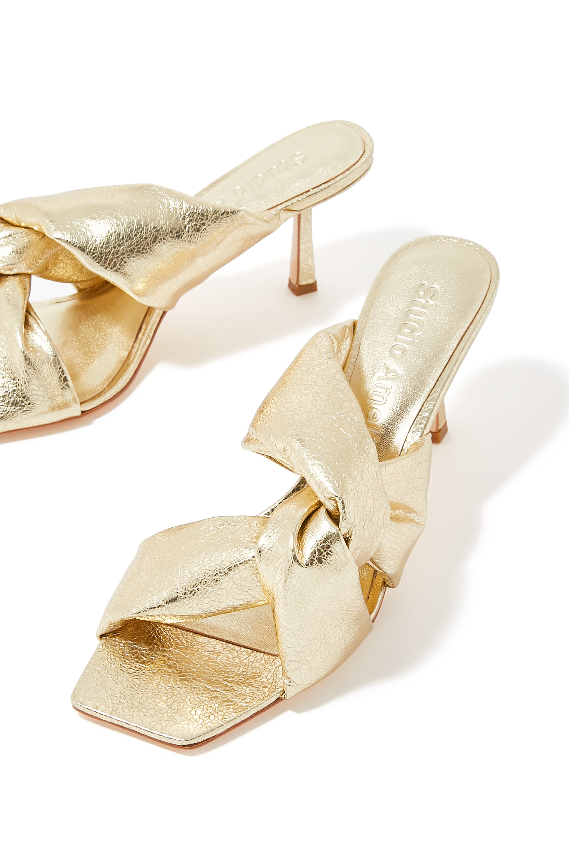 حذاء بيلو لوب مفتوح من الخلف 40