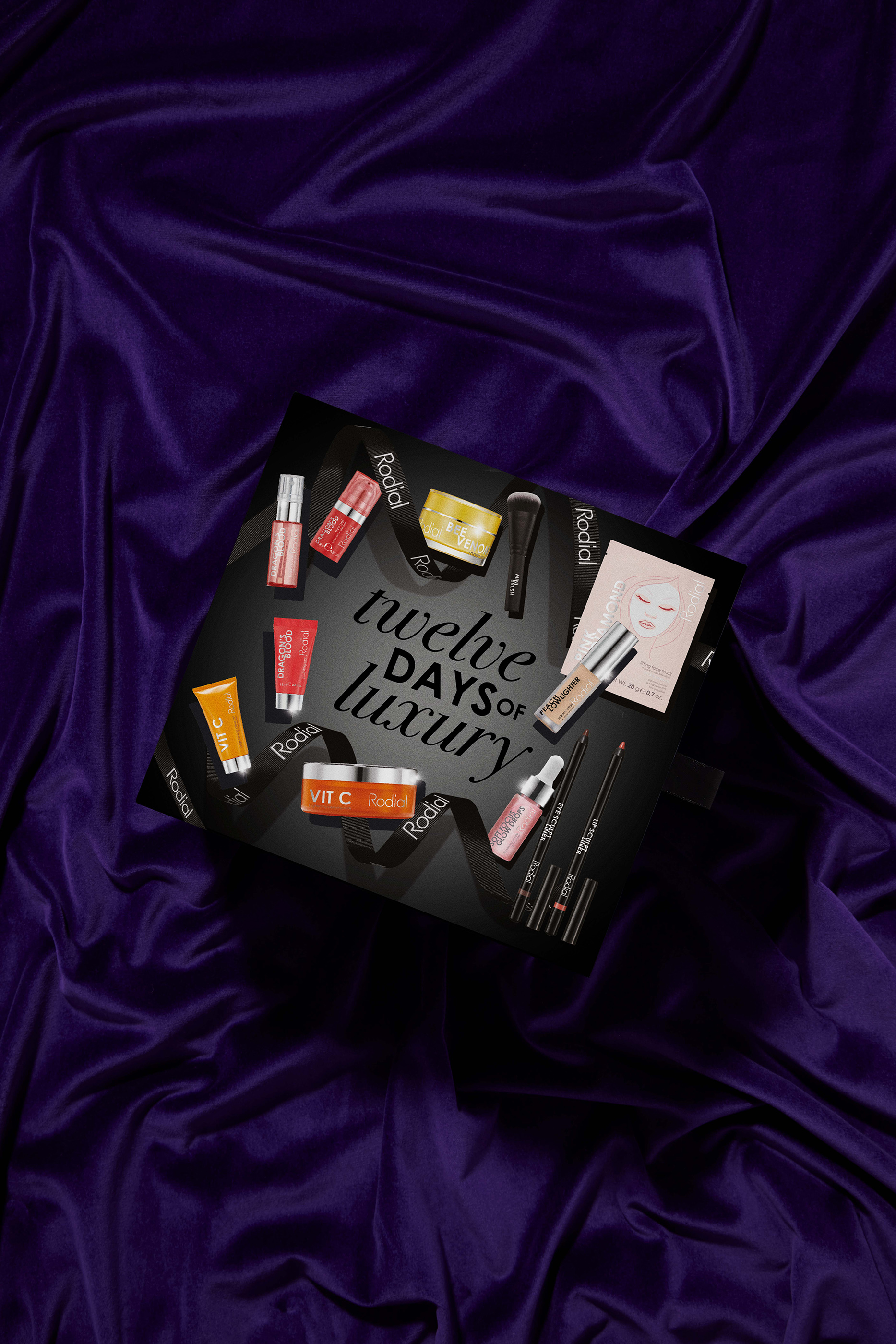 مجموعة تقويم تولف ديز اوف لاكسري