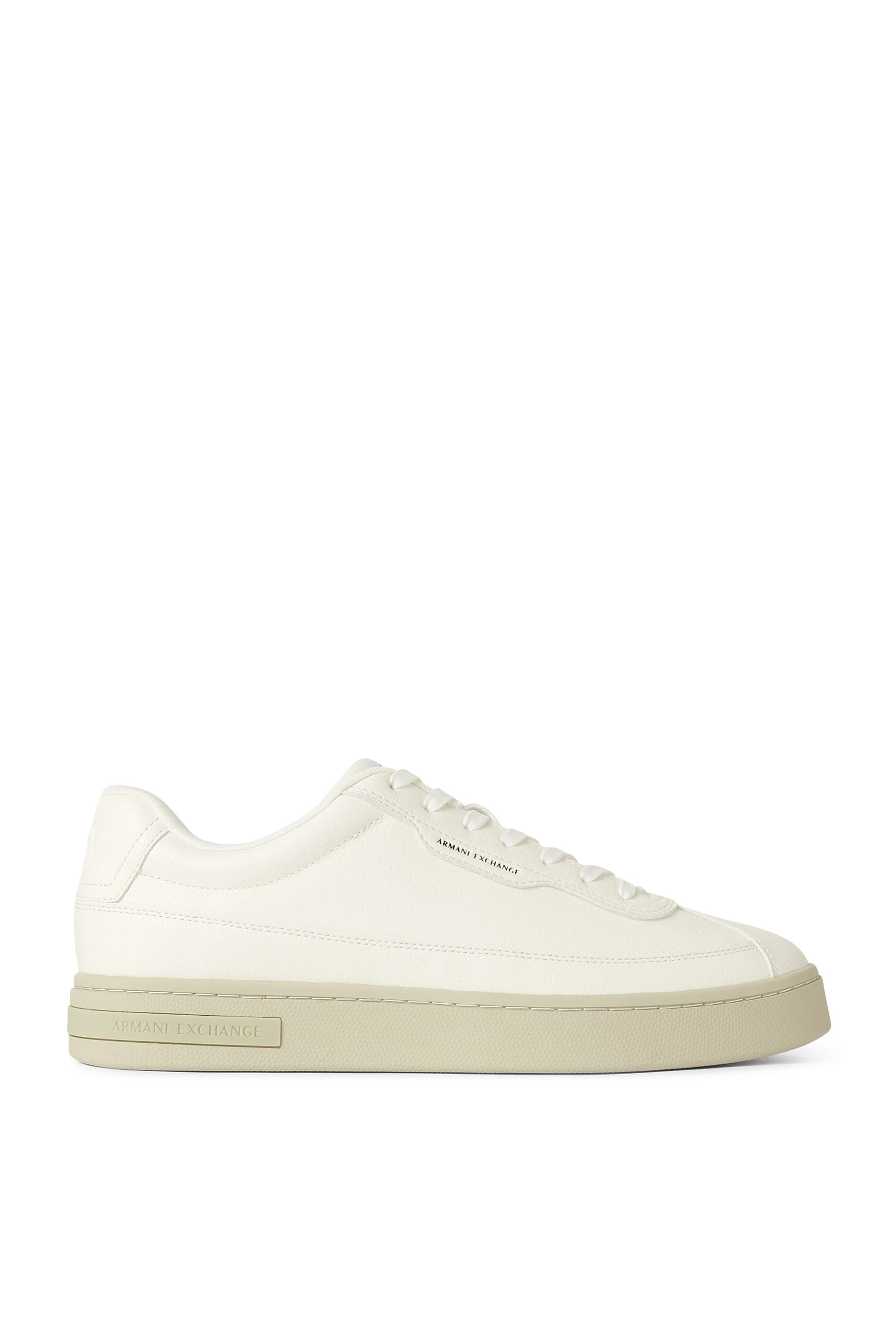  سنيكرز لندن بنعل بلون متباين