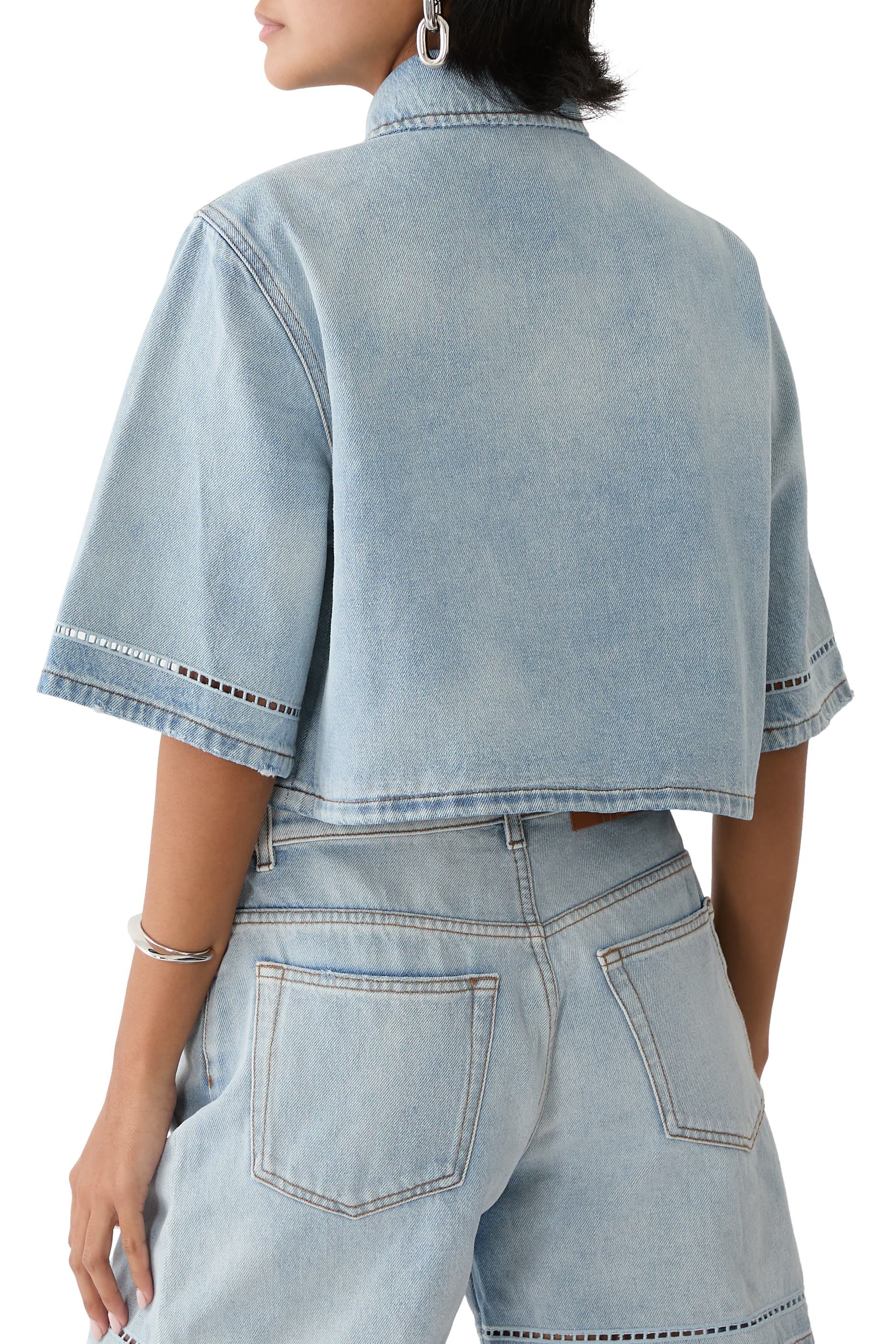 قميص كاميسيا