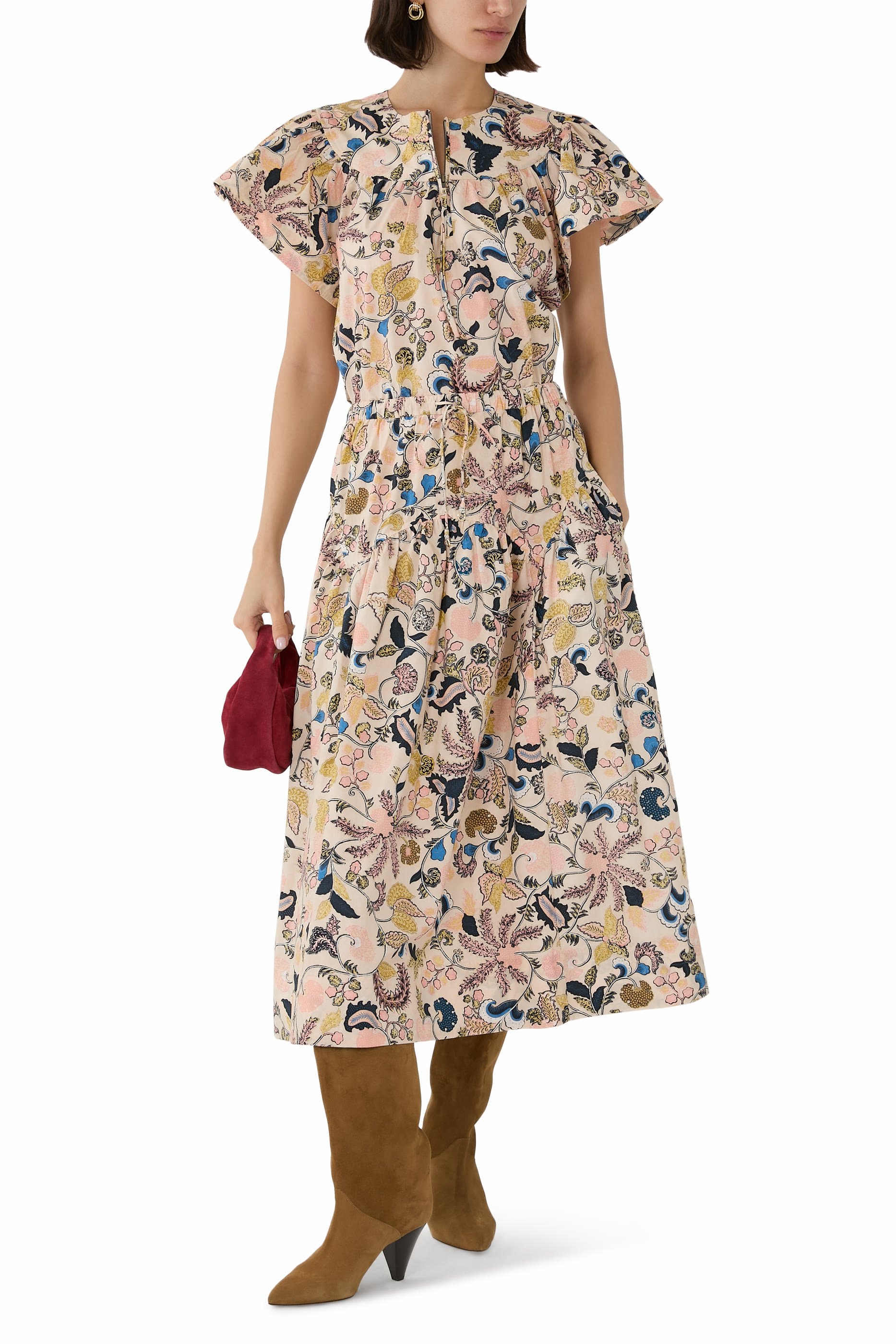 بلوزة بيرلاين بأكمام واسعة