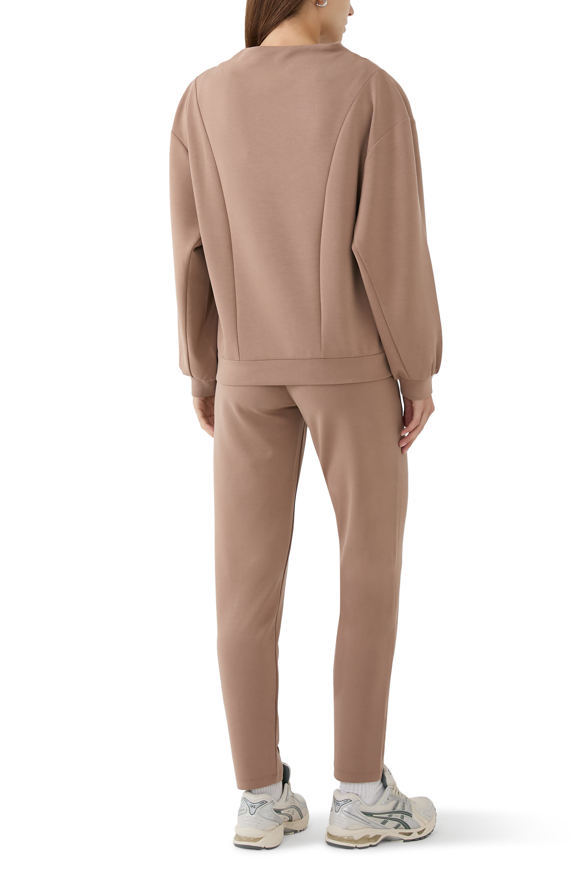 طقم بدلة رياضية بشعار الماركة