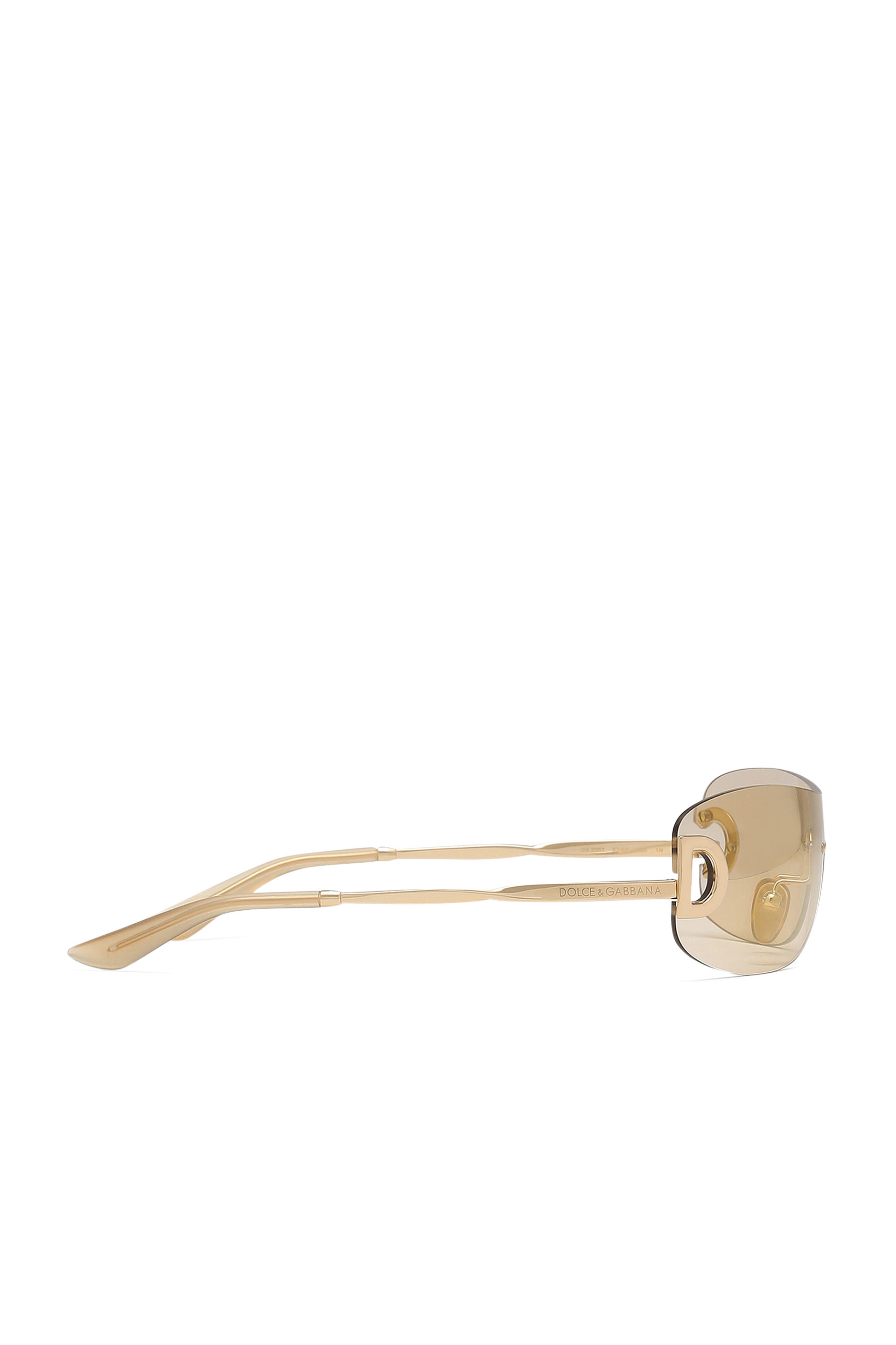 نظارة شمسية بتصميم ملفوف بشعار الماركة