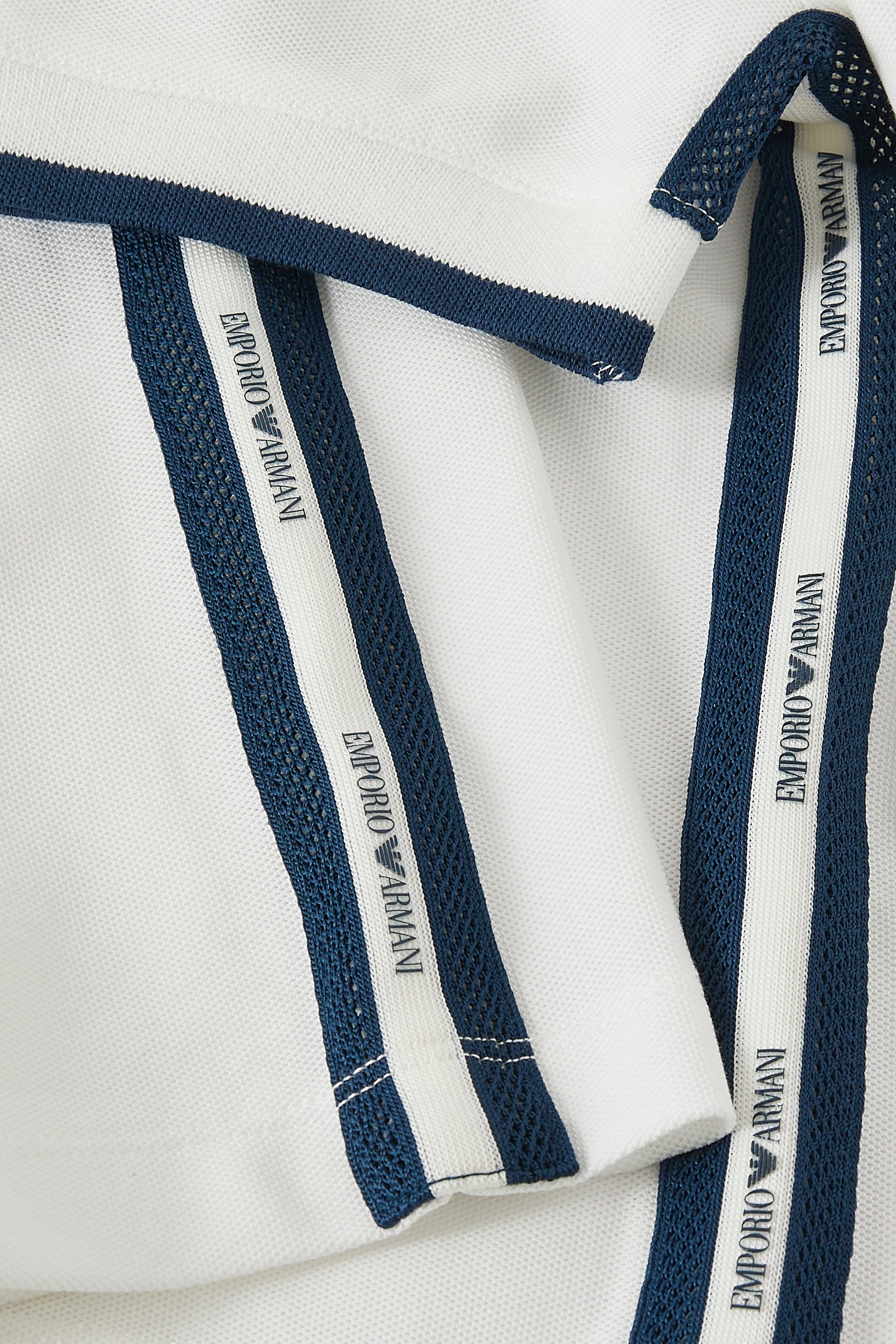 قميص بولو بشعار الماركة للأطفال