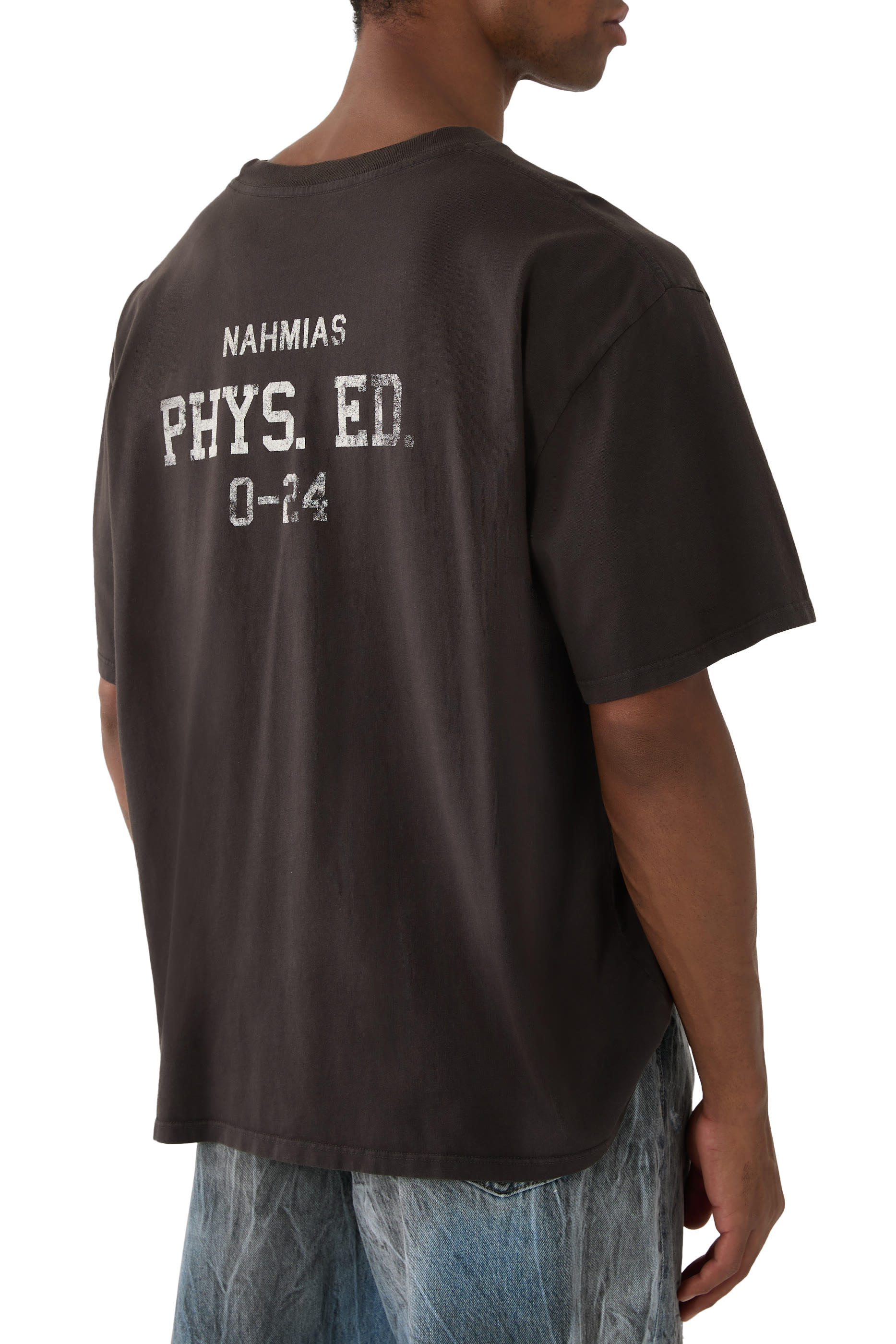 تيشيرت فيس. إي دي بقصة مربعة