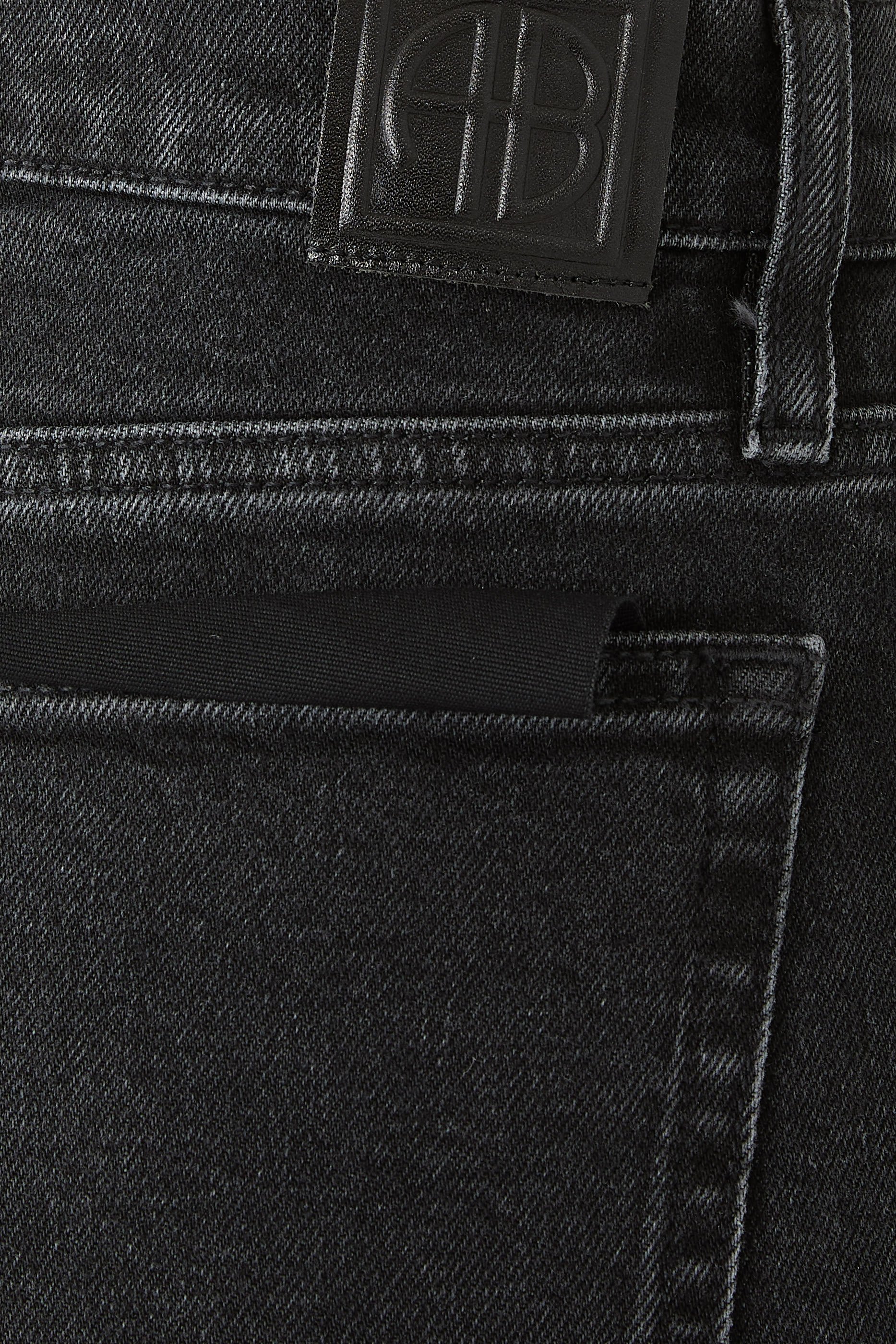 بنطال جينز جاين