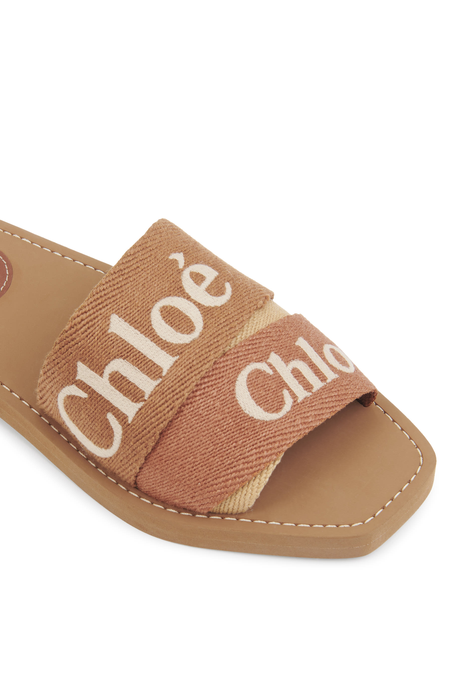 حذاء وودي مفتوح