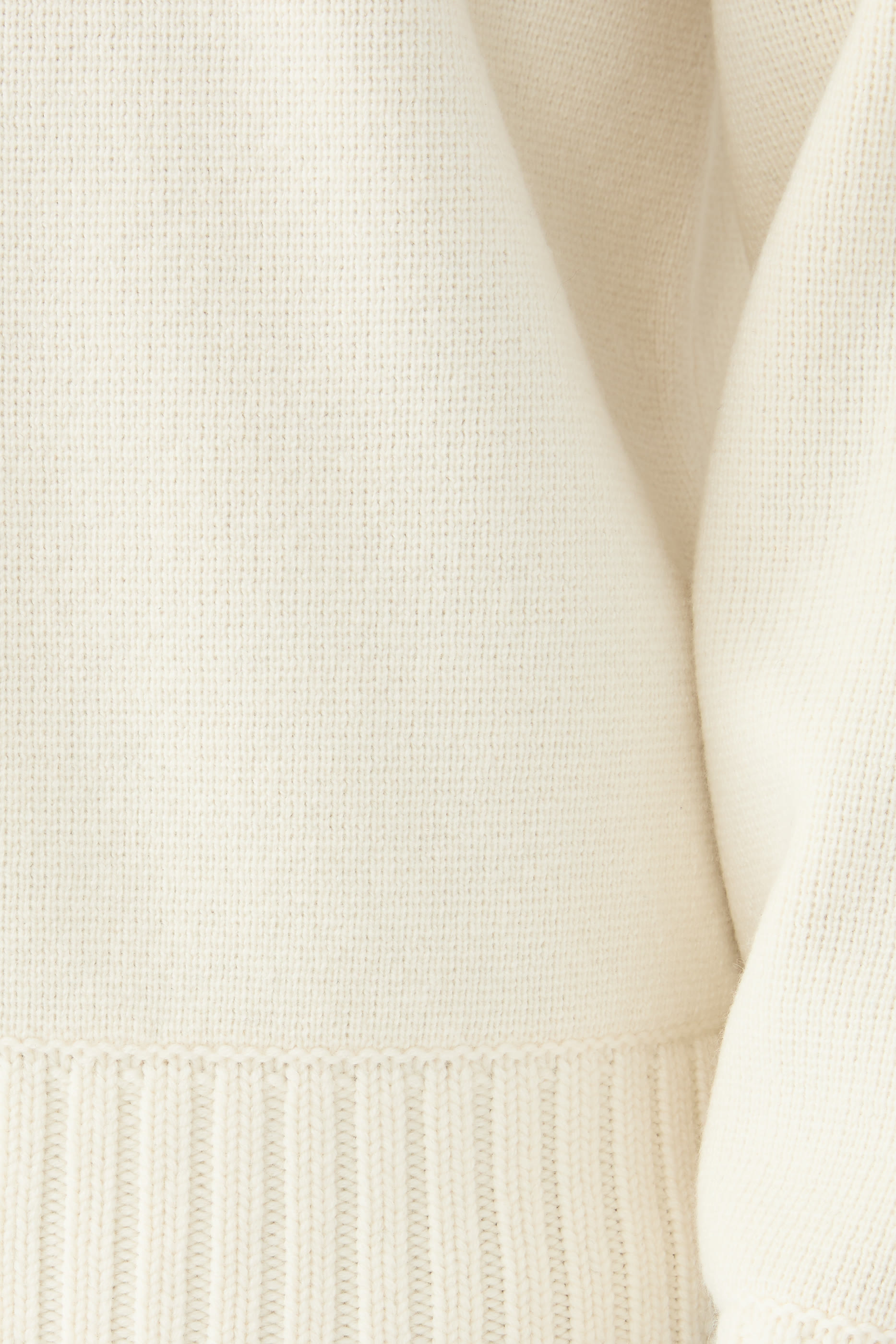 كنزة بياقة على شكل حرف كشمير وصوف ثقيل