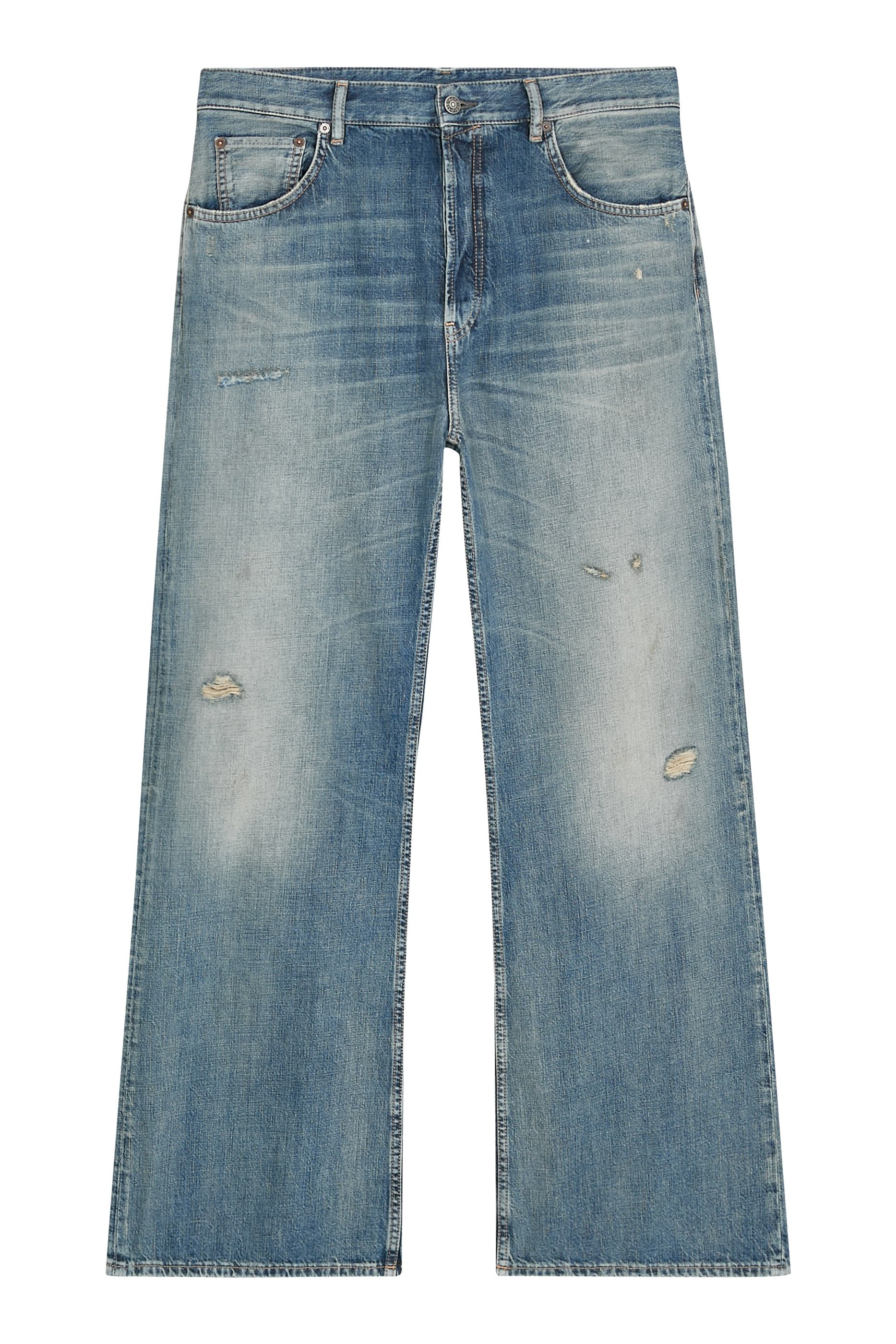 بنطال جينز بقصة عادية