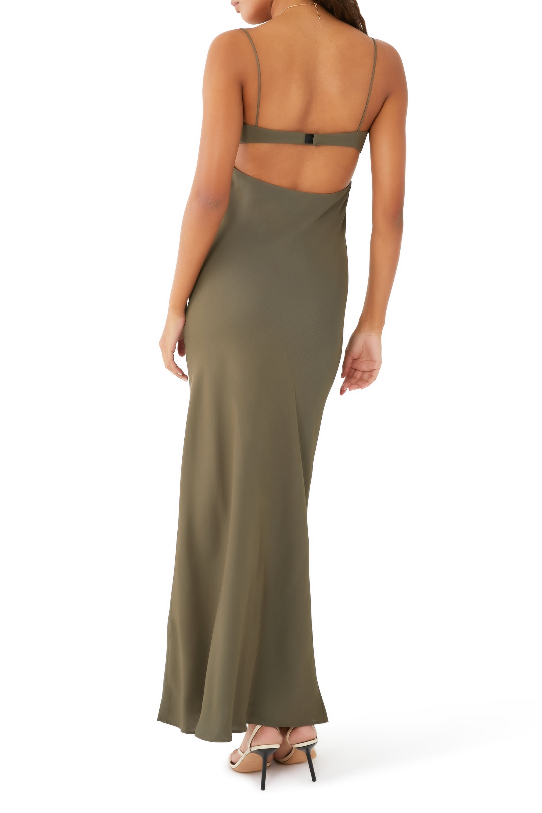 فستان ريزورت بفتحات