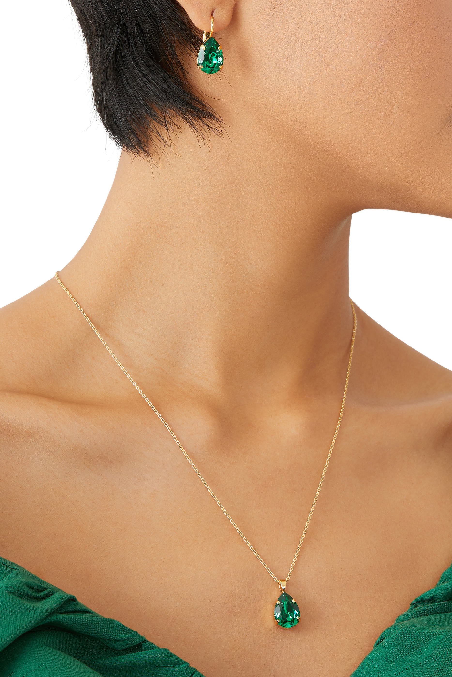 قلادة بدلاية صغيرة، مرصعة بكرستال سواروفسكي، معدن مطلي بذهب عيار 18