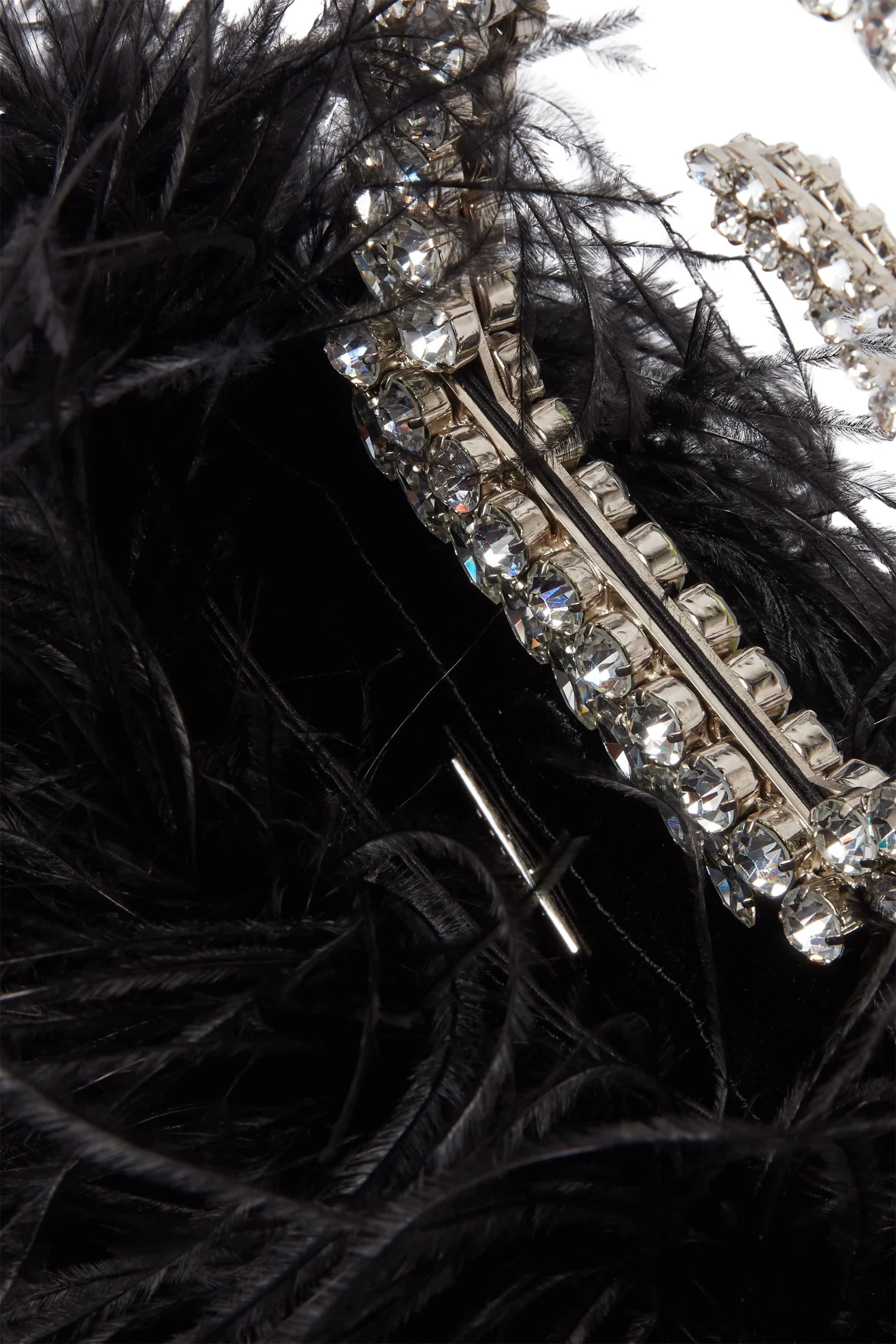 كلاتش كارما مزين بريش