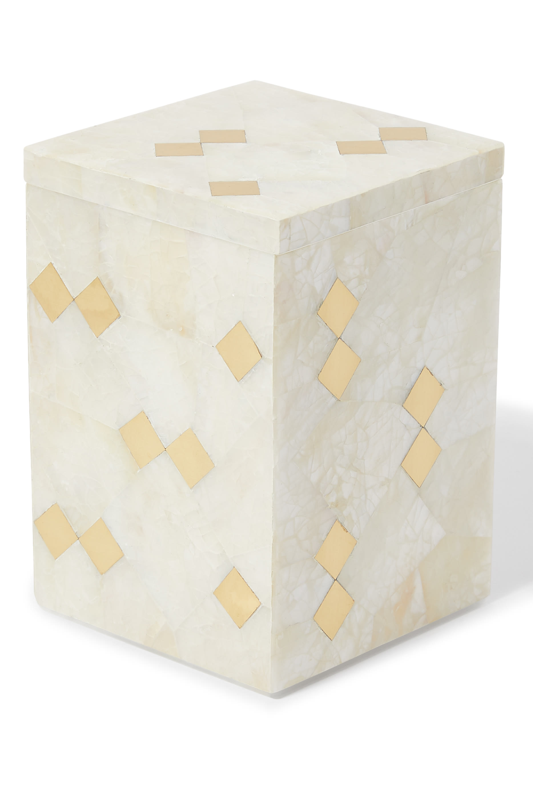 صندوق بتصميم مربع صدف